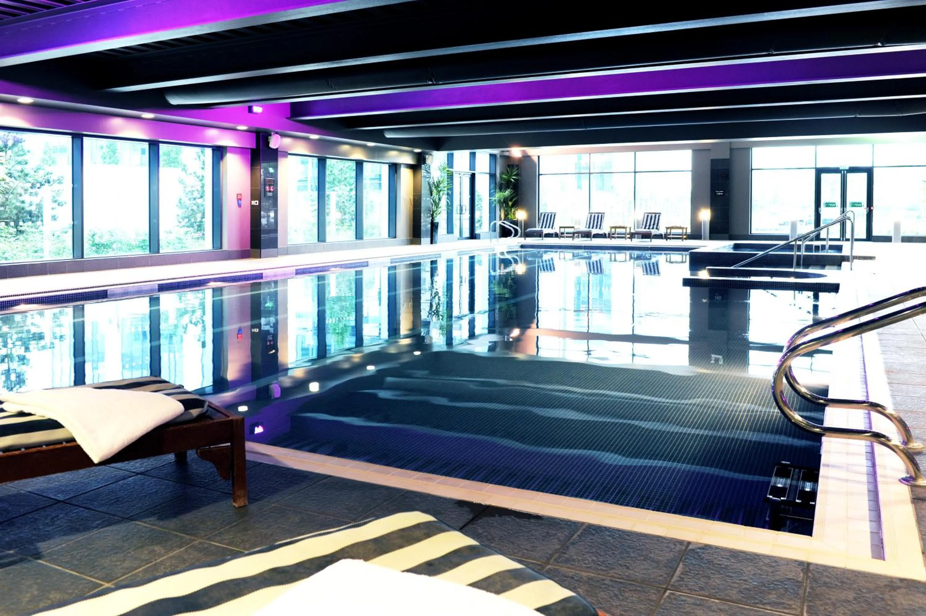 Swimming pool in Village Hotel Farnborough