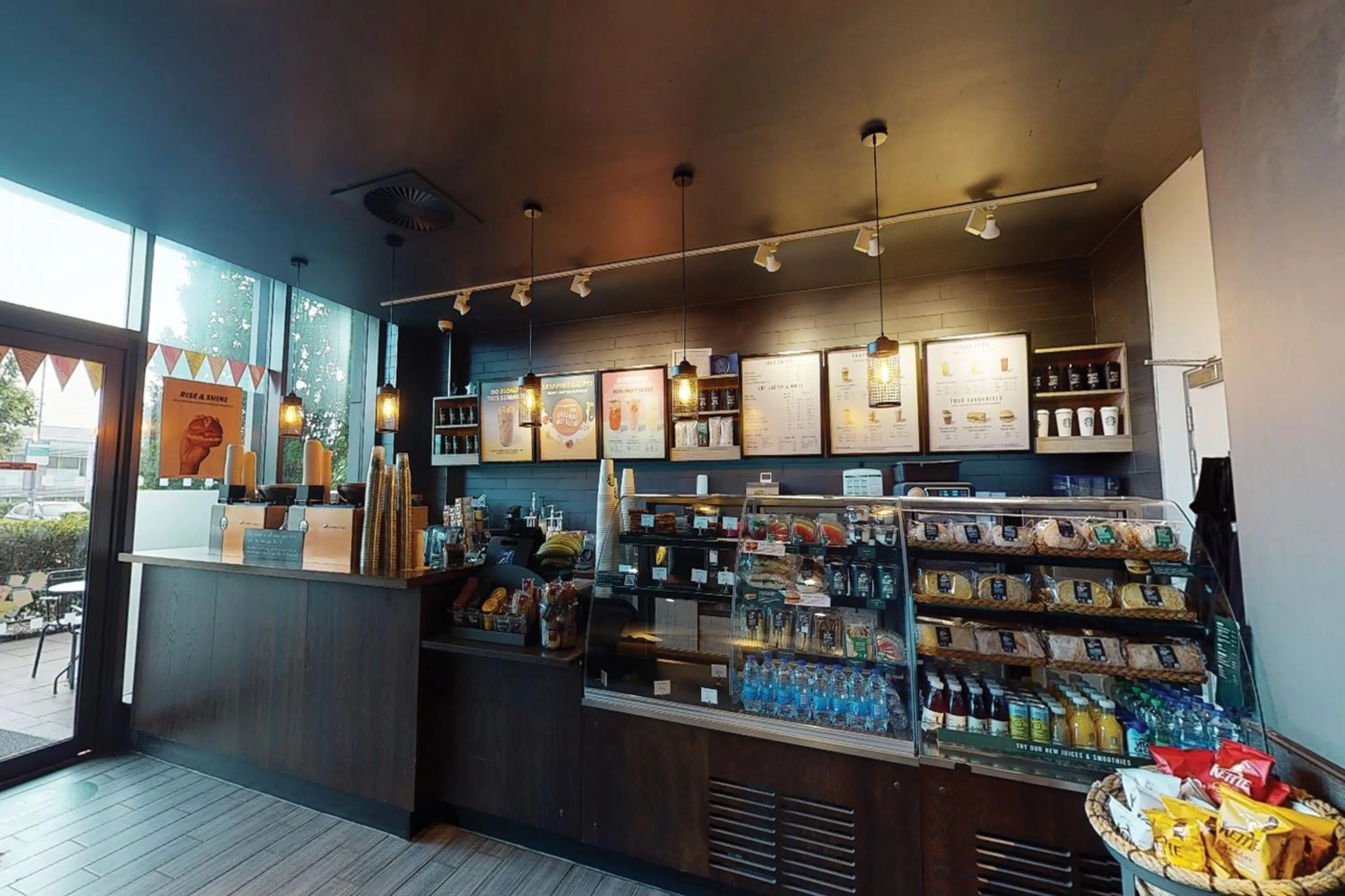 Restaurant/places to eat in Village Hotel Farnborough