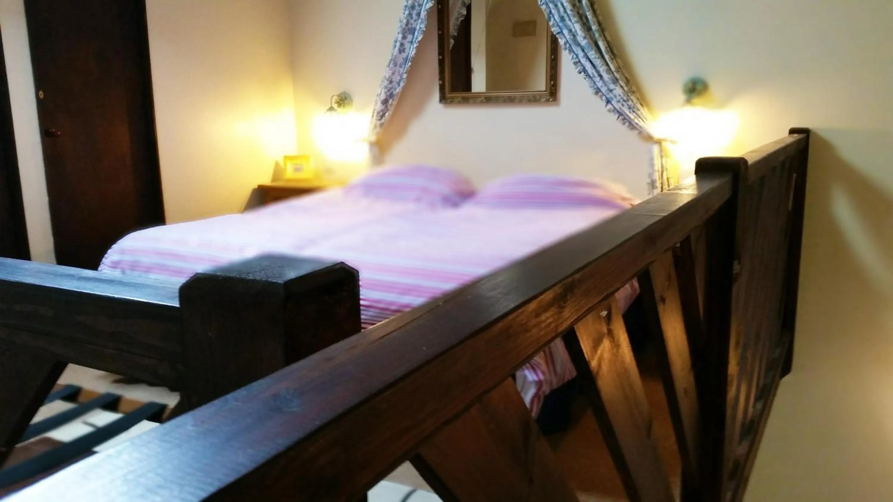 Bed in Miltons Country Lodge