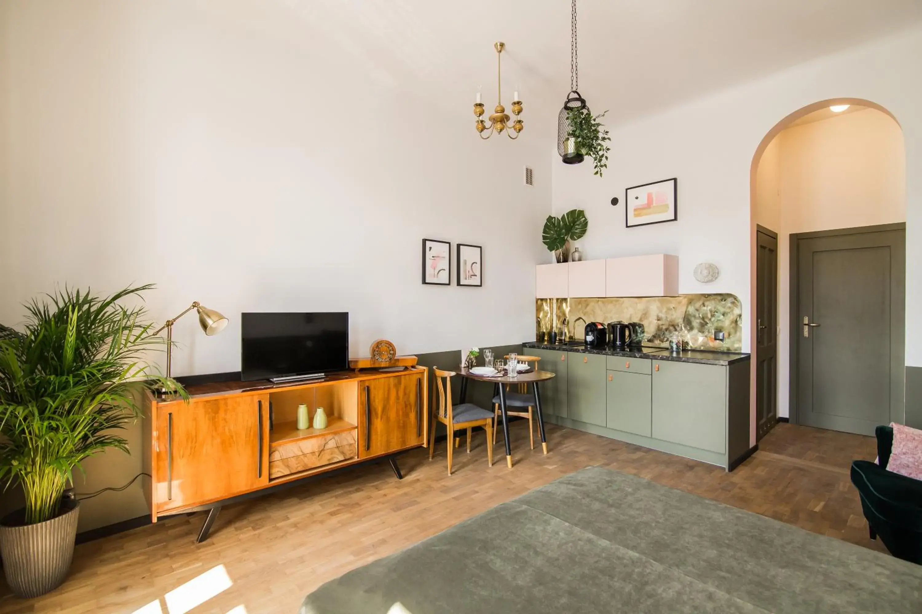 Superior Studio with Balcony - single occupancy in Aparthotel Nowy Świat 28 Superior Studio with Balcony - single occupancy in Aparthotel Nowy Świat 28