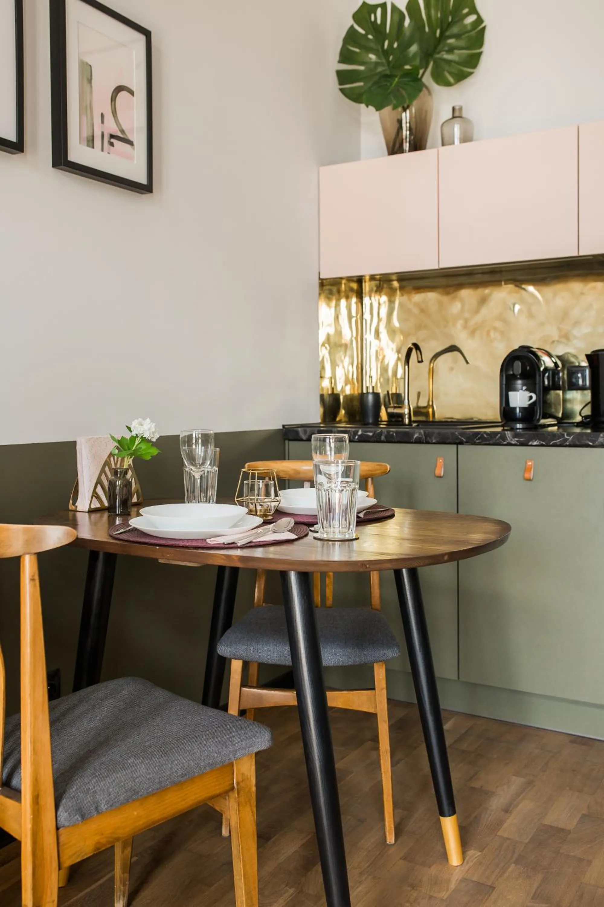 Coffee/tea facilities in Aparthotel Nowy Świat 28