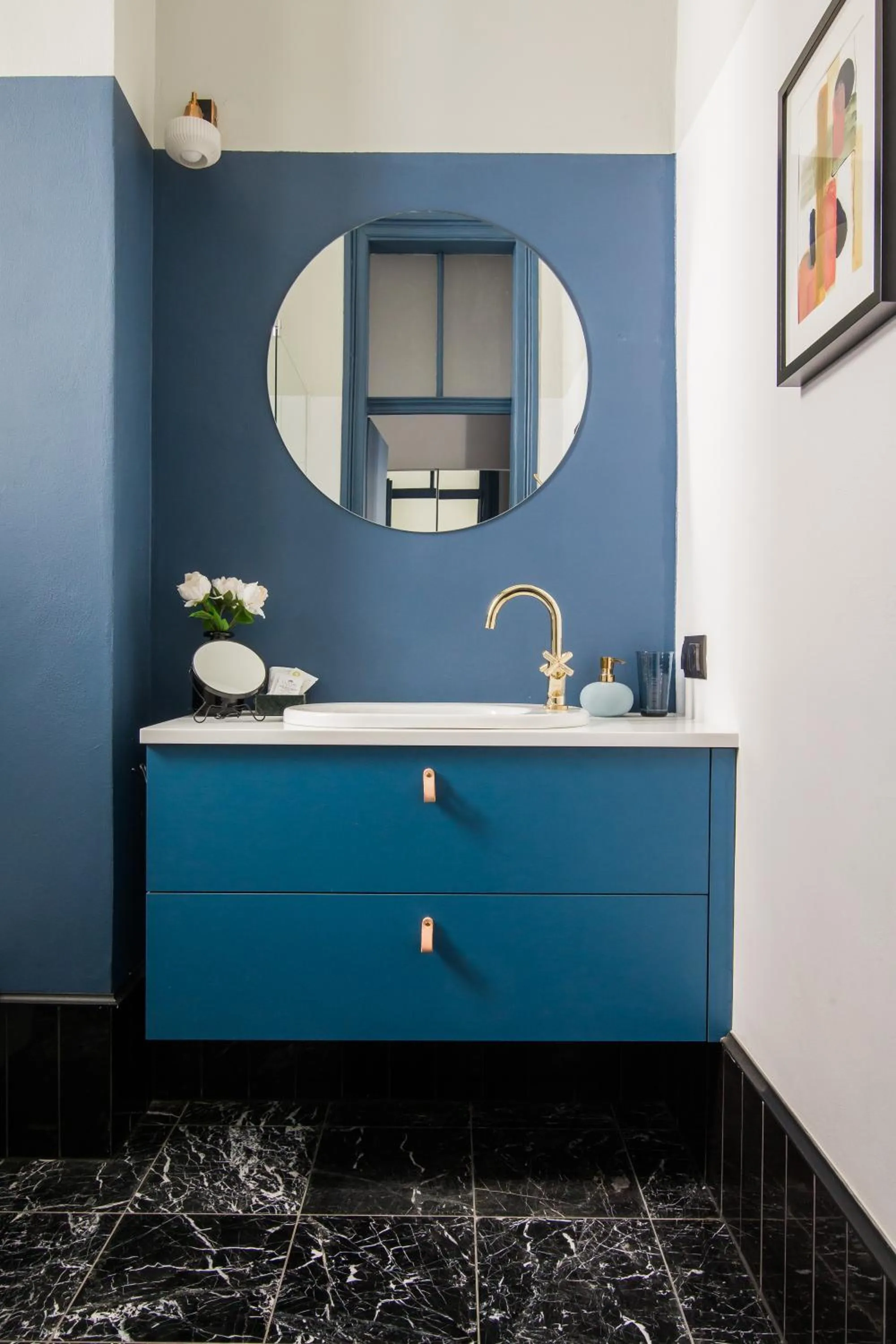 Shower in Aparthotel Nowy Świat 28