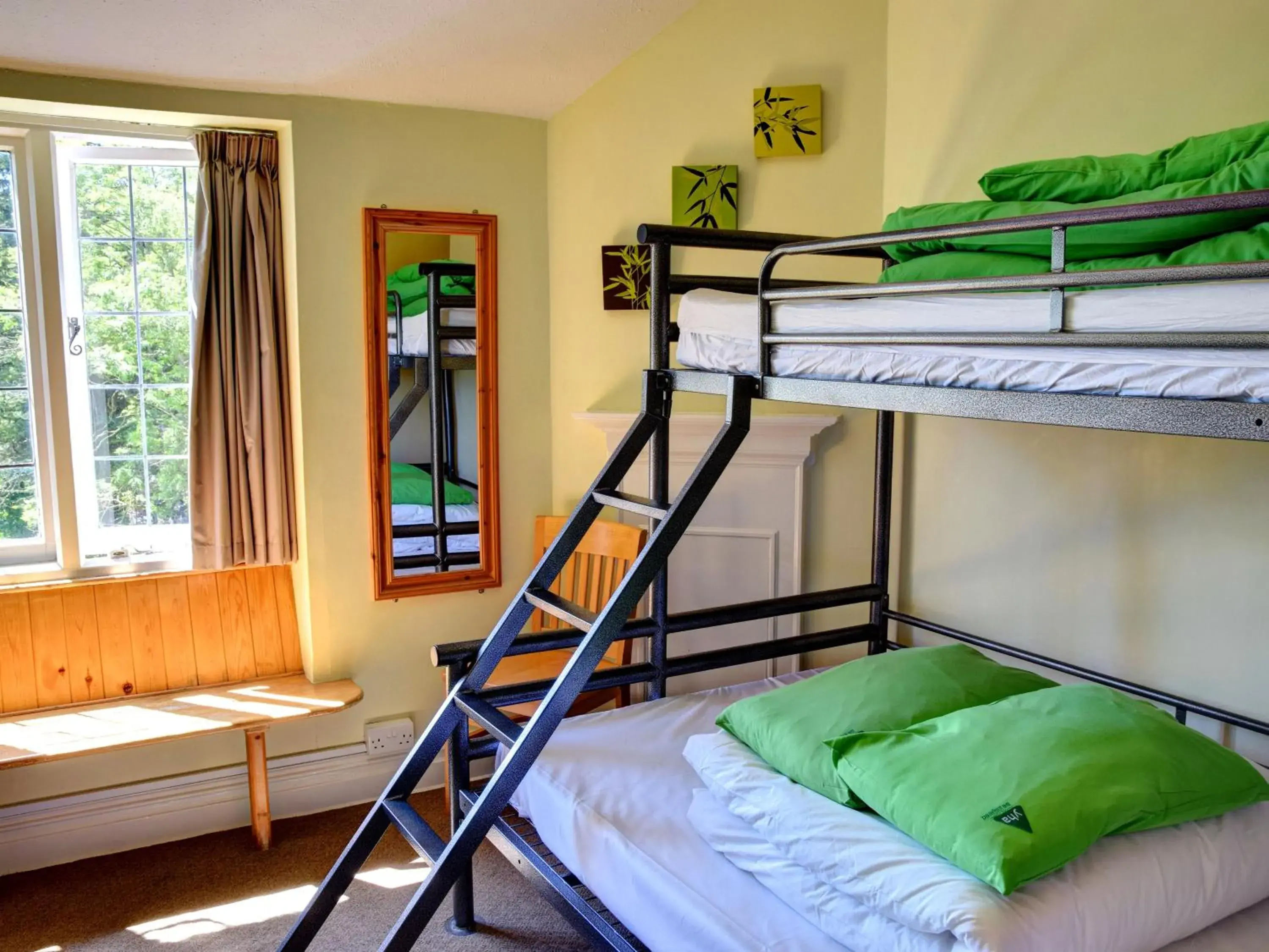 5 Bed Private Room Shared Bathroom in YHA Beer 5 Bed Private Room Shared Bathroom in YHA Beer