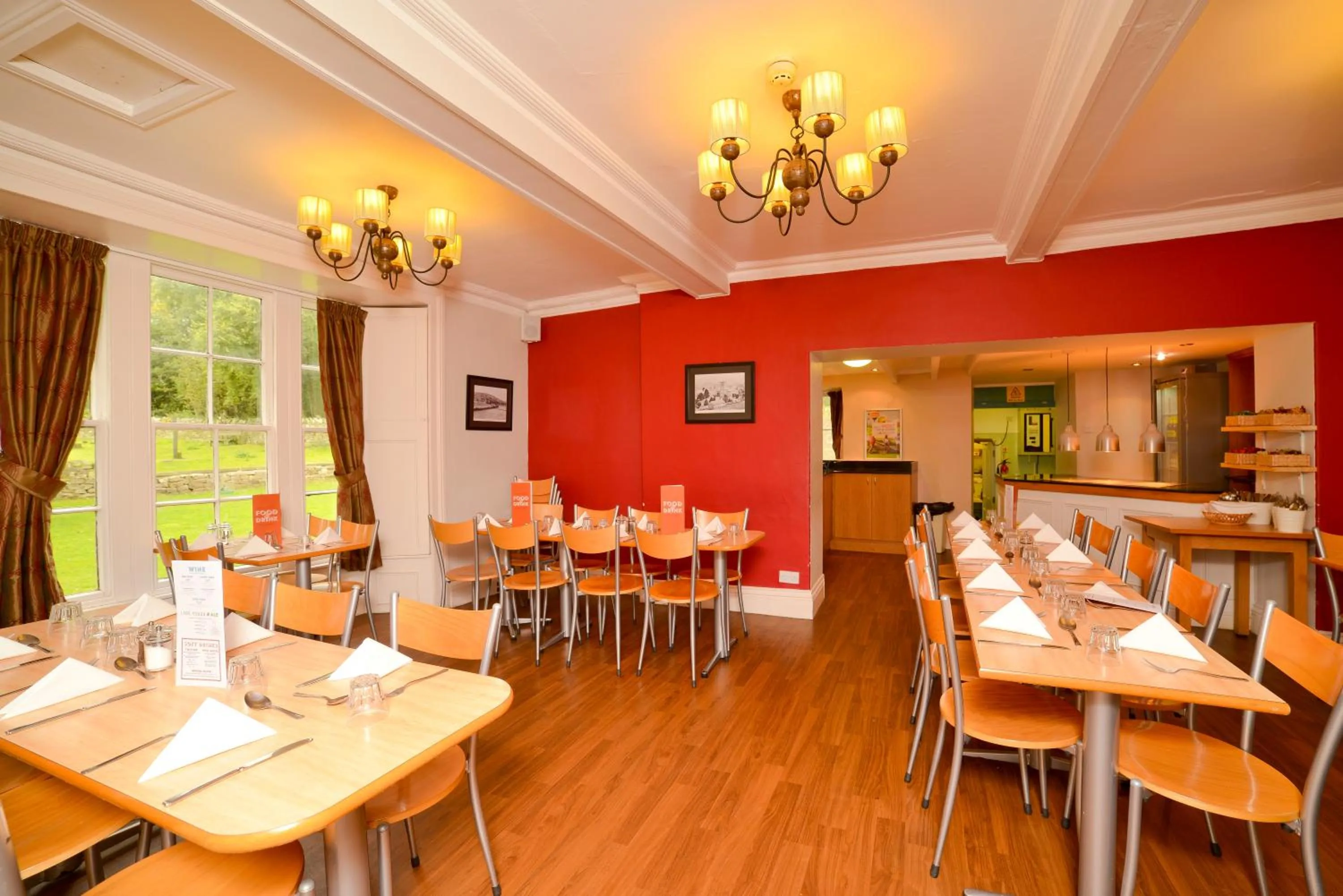 Dining area in YHA Grinton Lodge