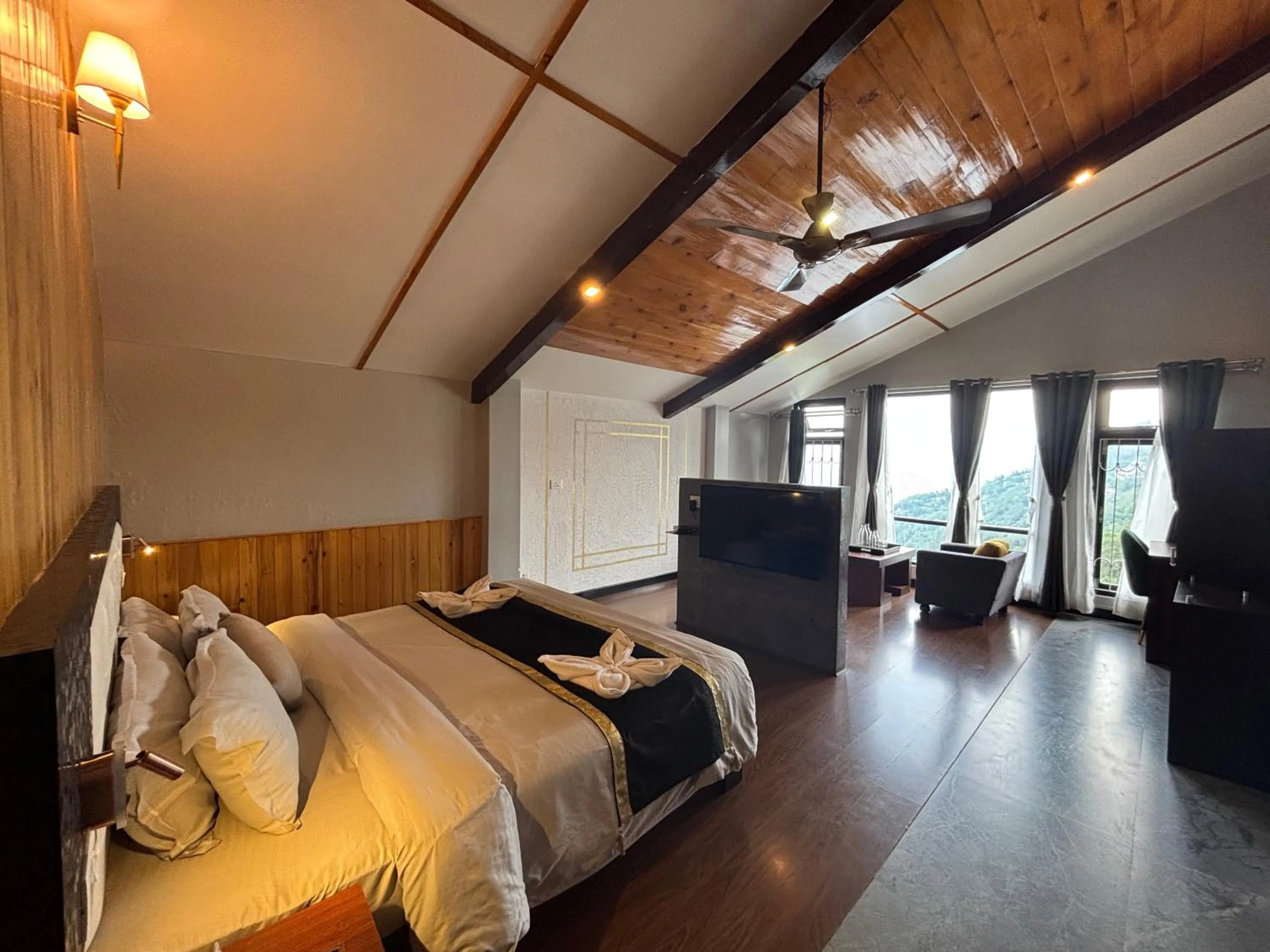 Bed in Sood's Himalayan Vista