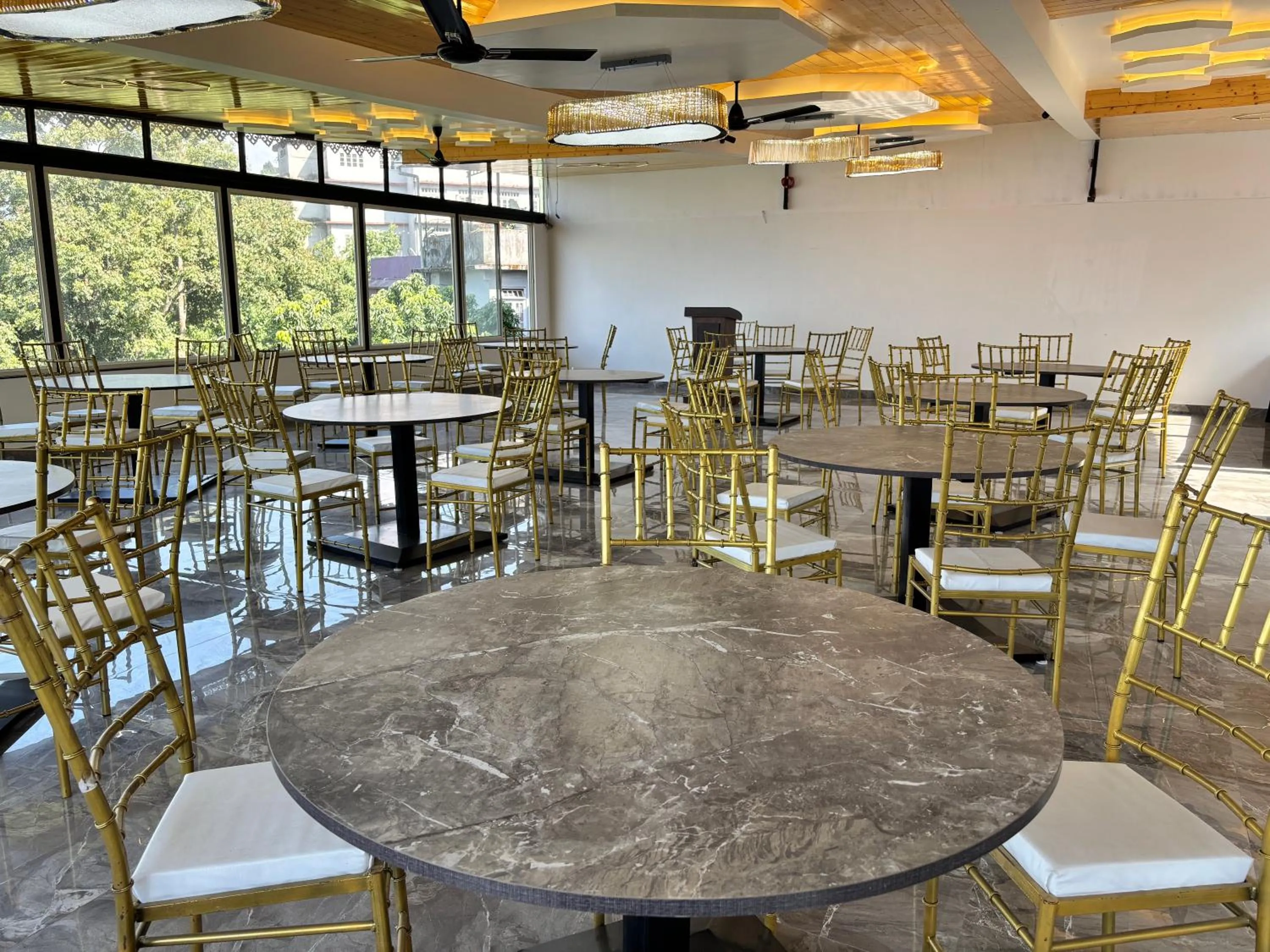 Banquet/Function facilities in Sood's Himalayan Vista