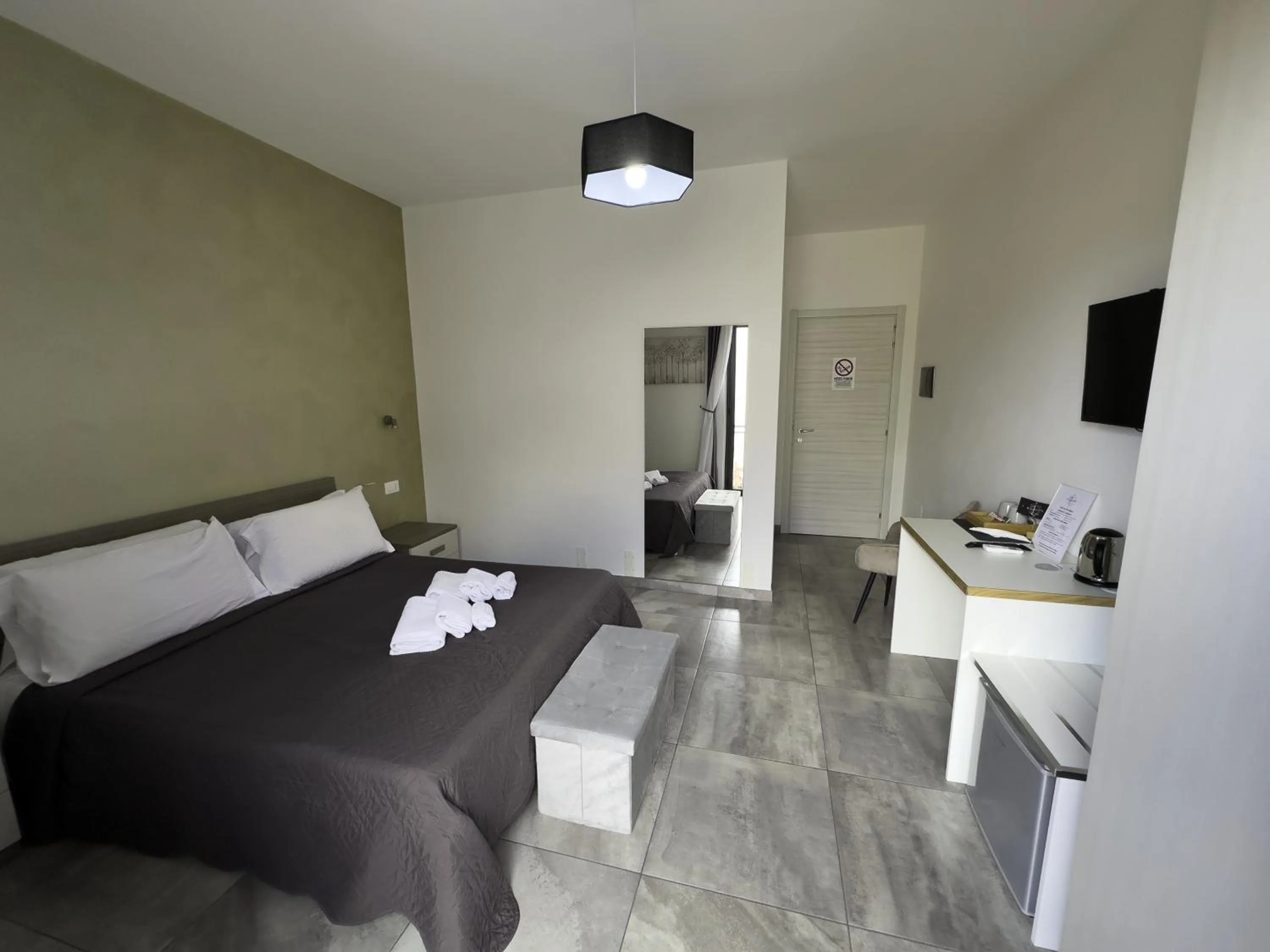 Bed in Four Winds B&B