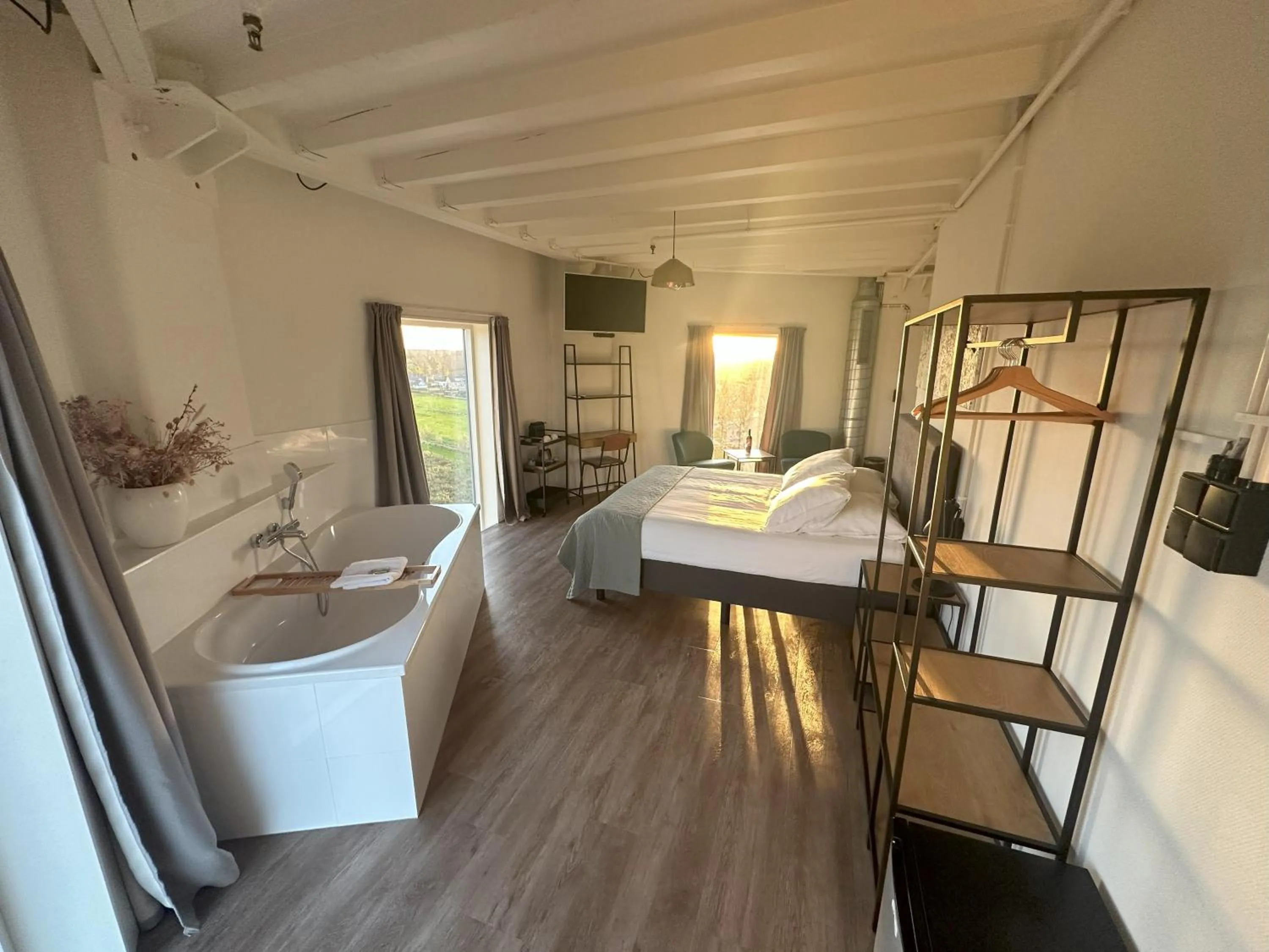 Bed in Hotel de Watertoren