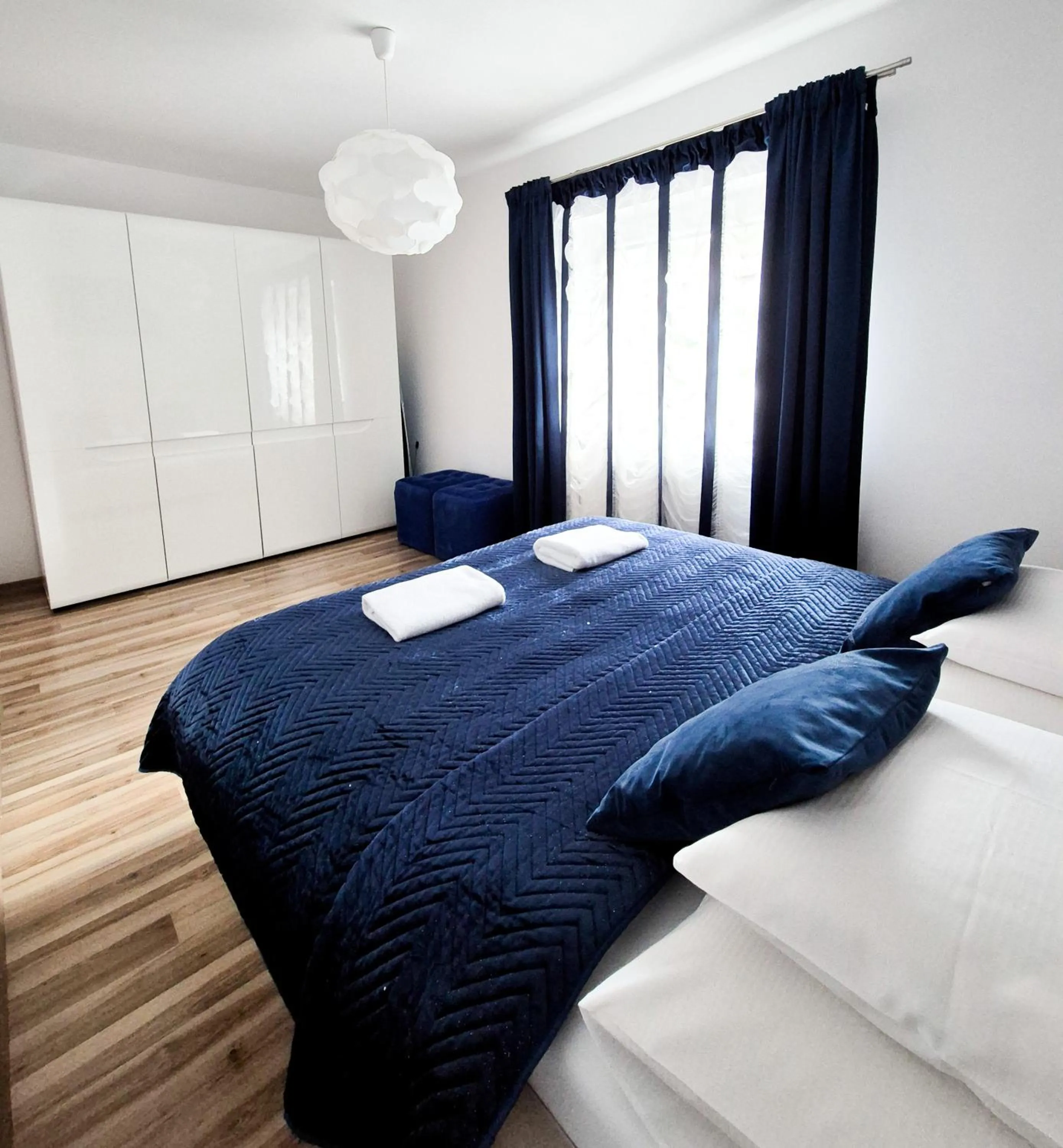 Bedroom, Bed in Apartamenty Alcatraz z jacuzzi