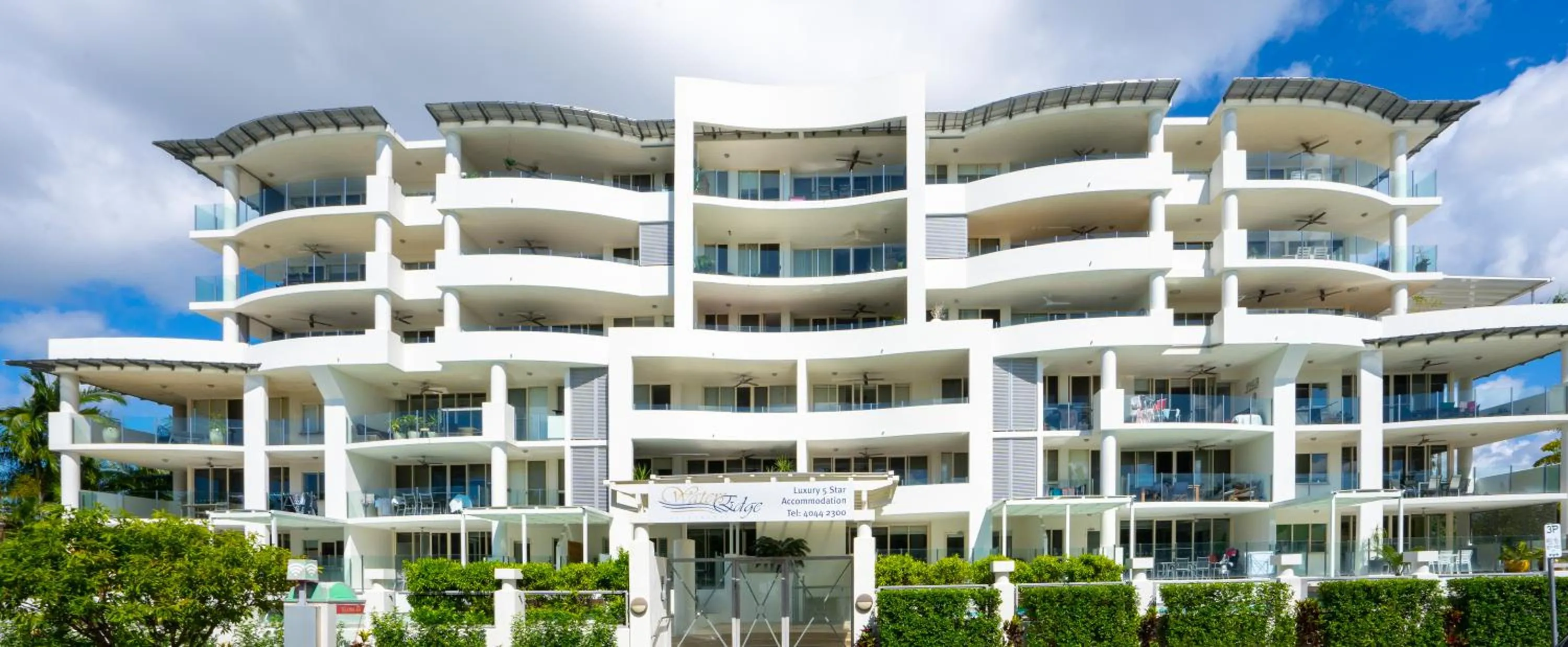 Property building in Waters Edge Apartment Cairns