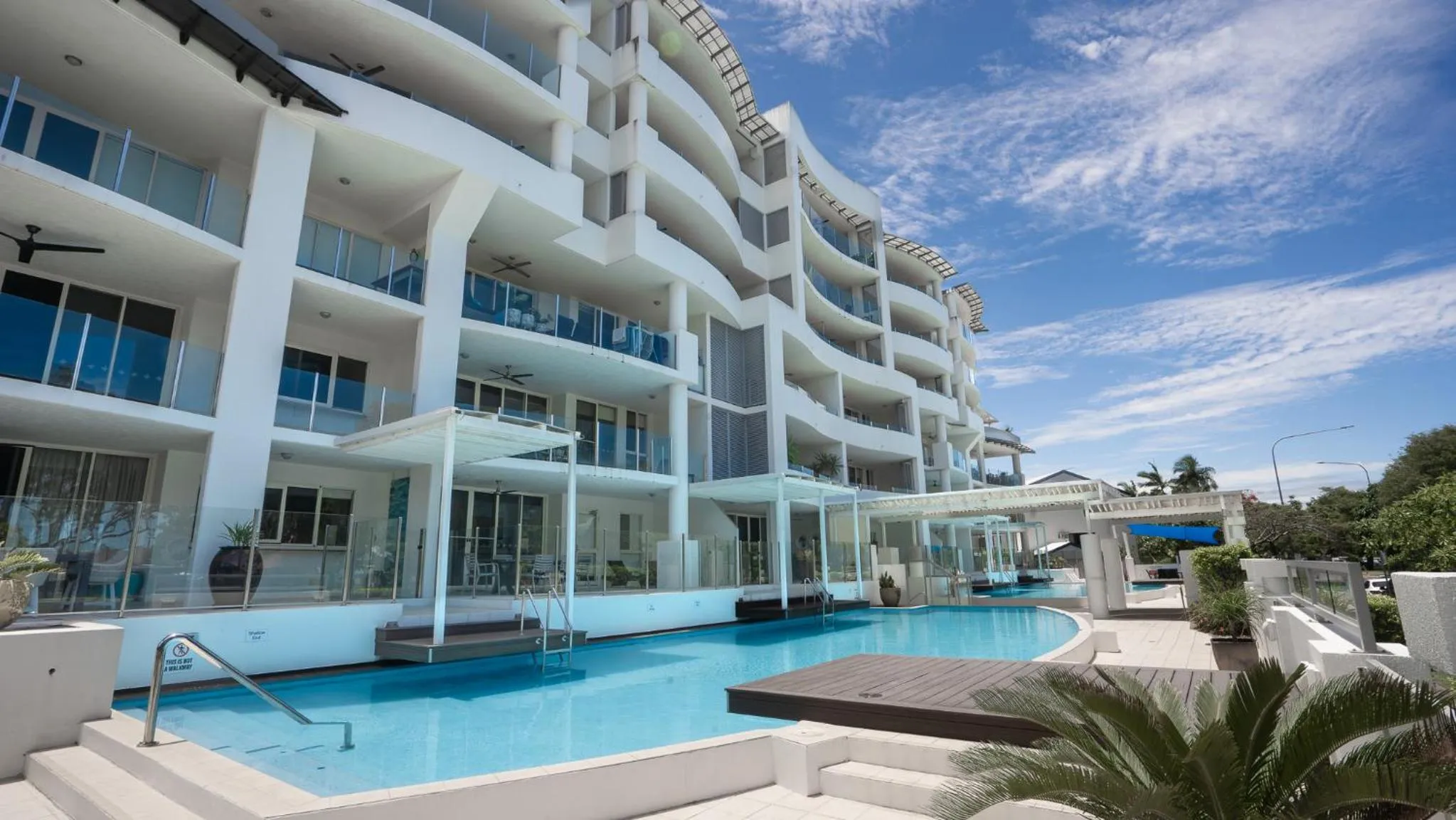 Property building in Waters Edge Apartment Cairns