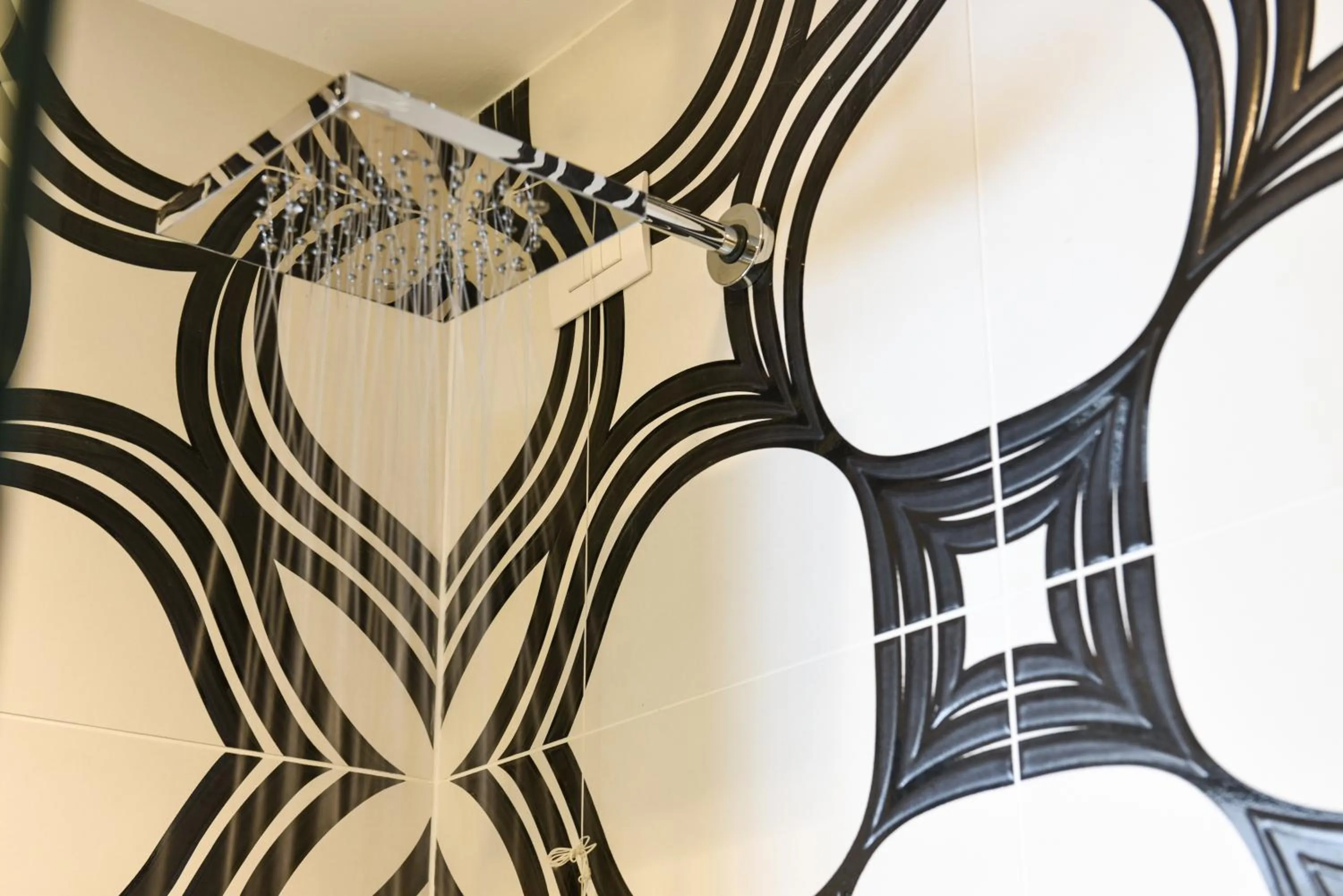 Shower in On The Rock