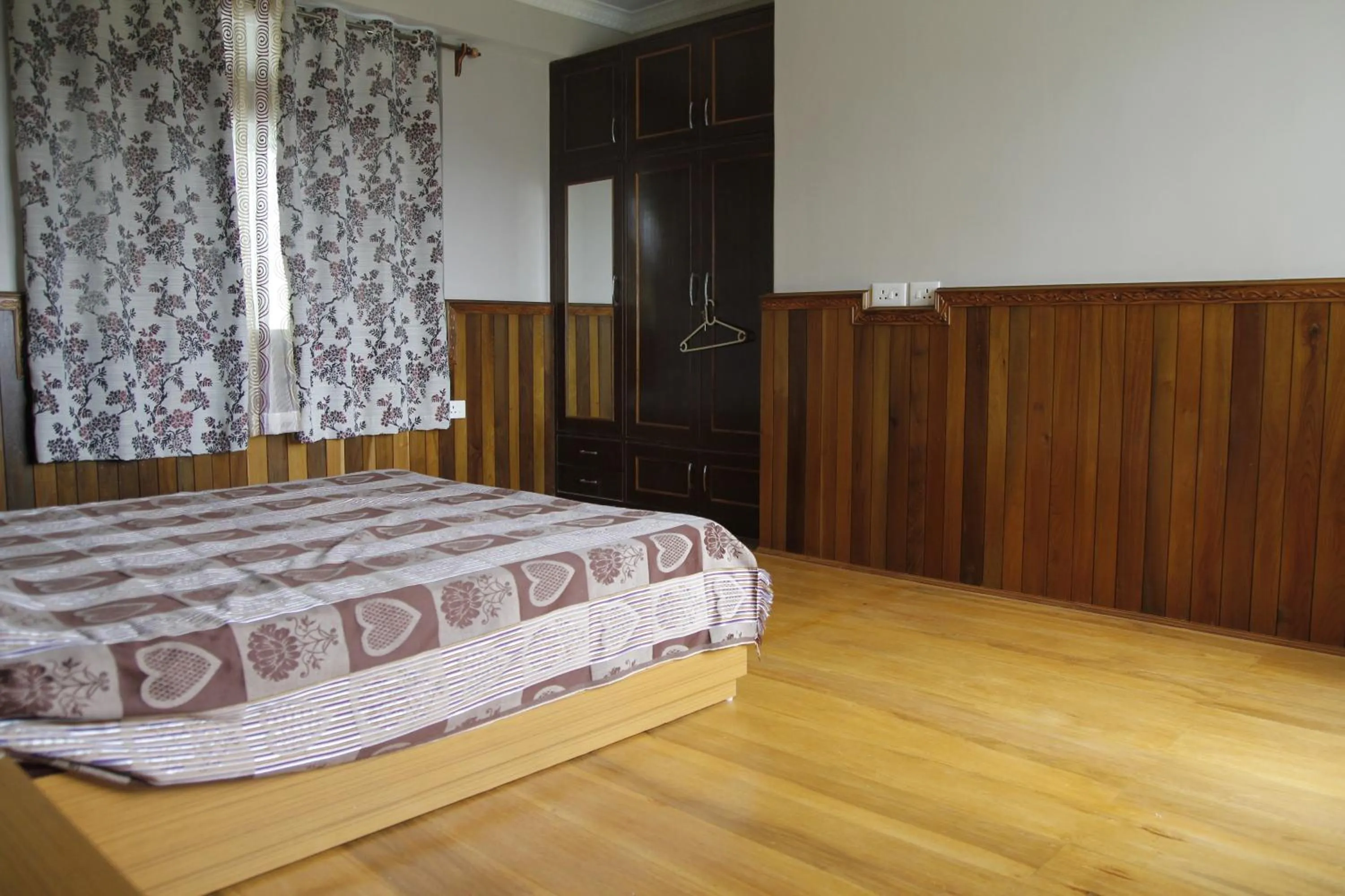 Photo of the whole room, Bed in Vamoose Gomethang Homestay