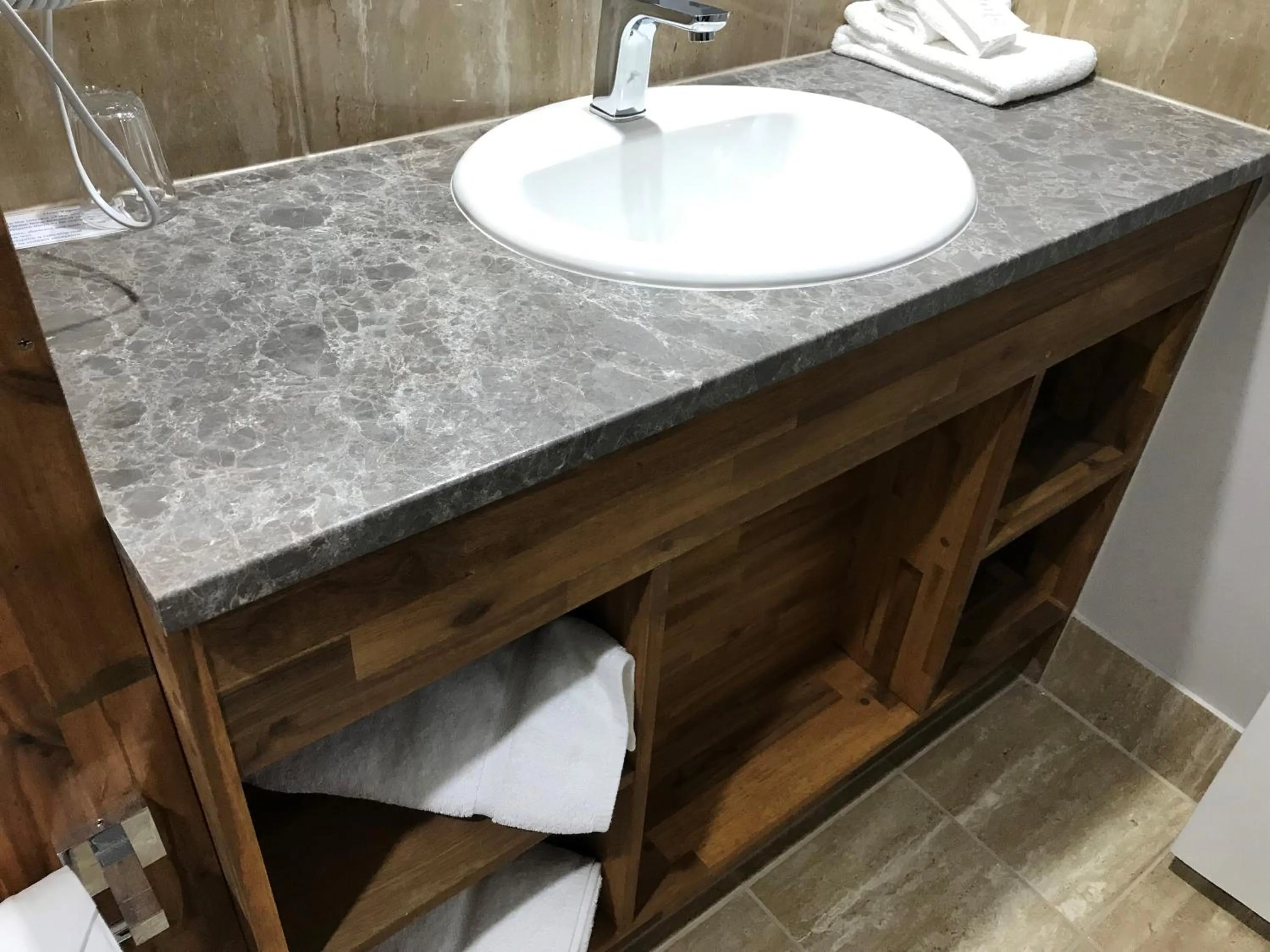 Bathroom in Highpoint International Hotel