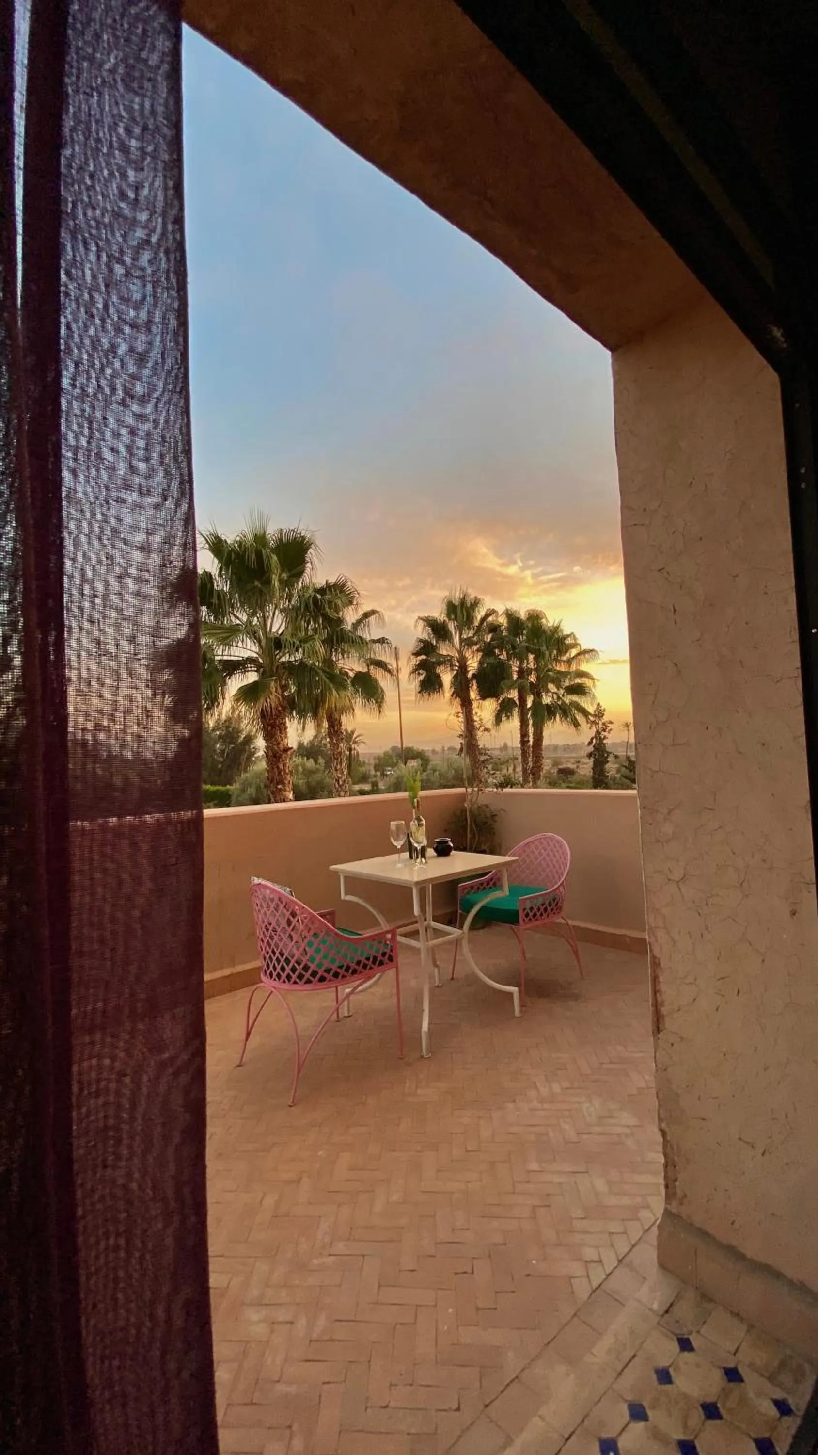 Day in La Villa Des Golfs & PinkCactus