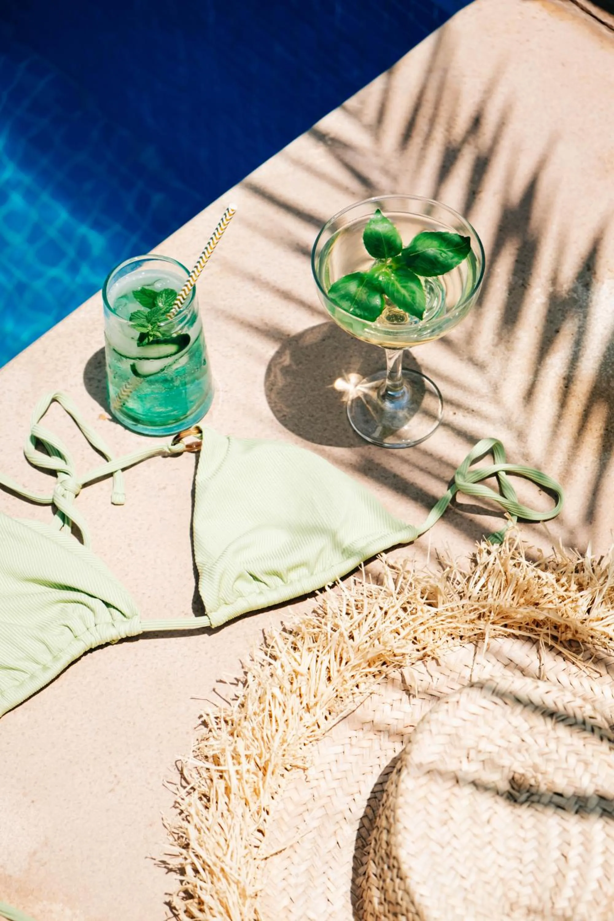 Drinks in La Villa Des Golfs & PinkCactus