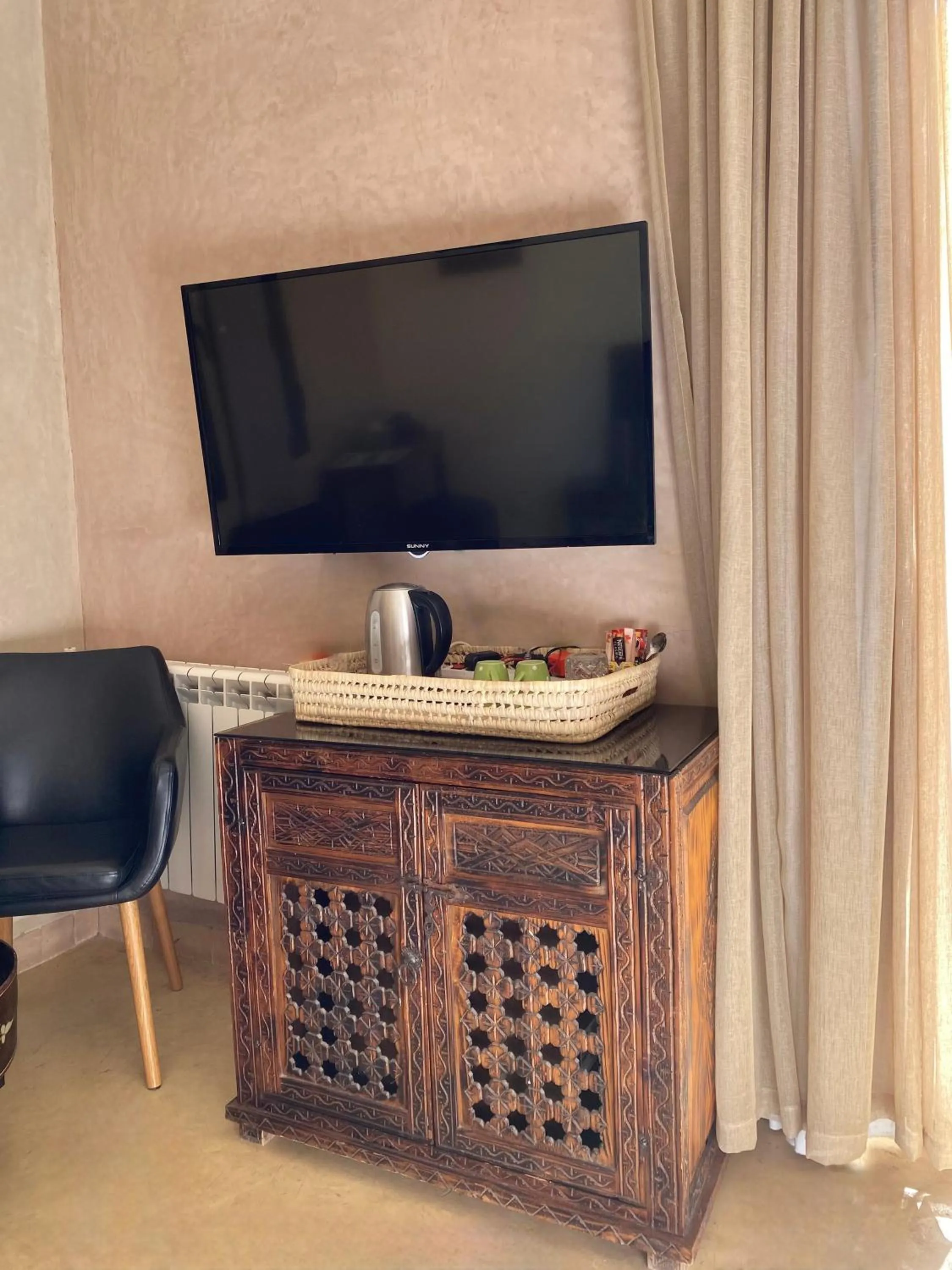 TV and multimedia in La Villa Des Golfs & PinkCactus