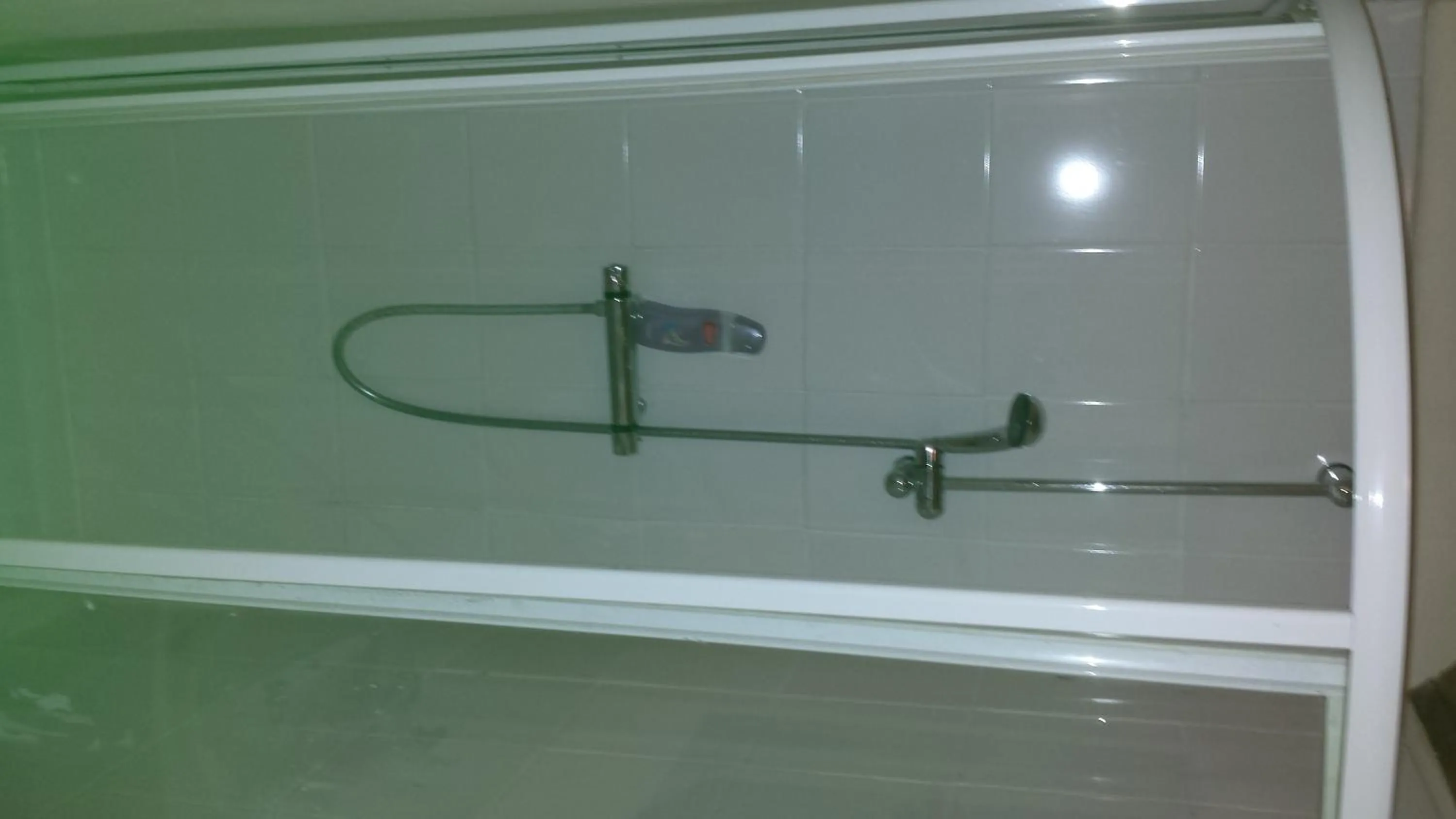 Bathroom in Hathway House Accommodation