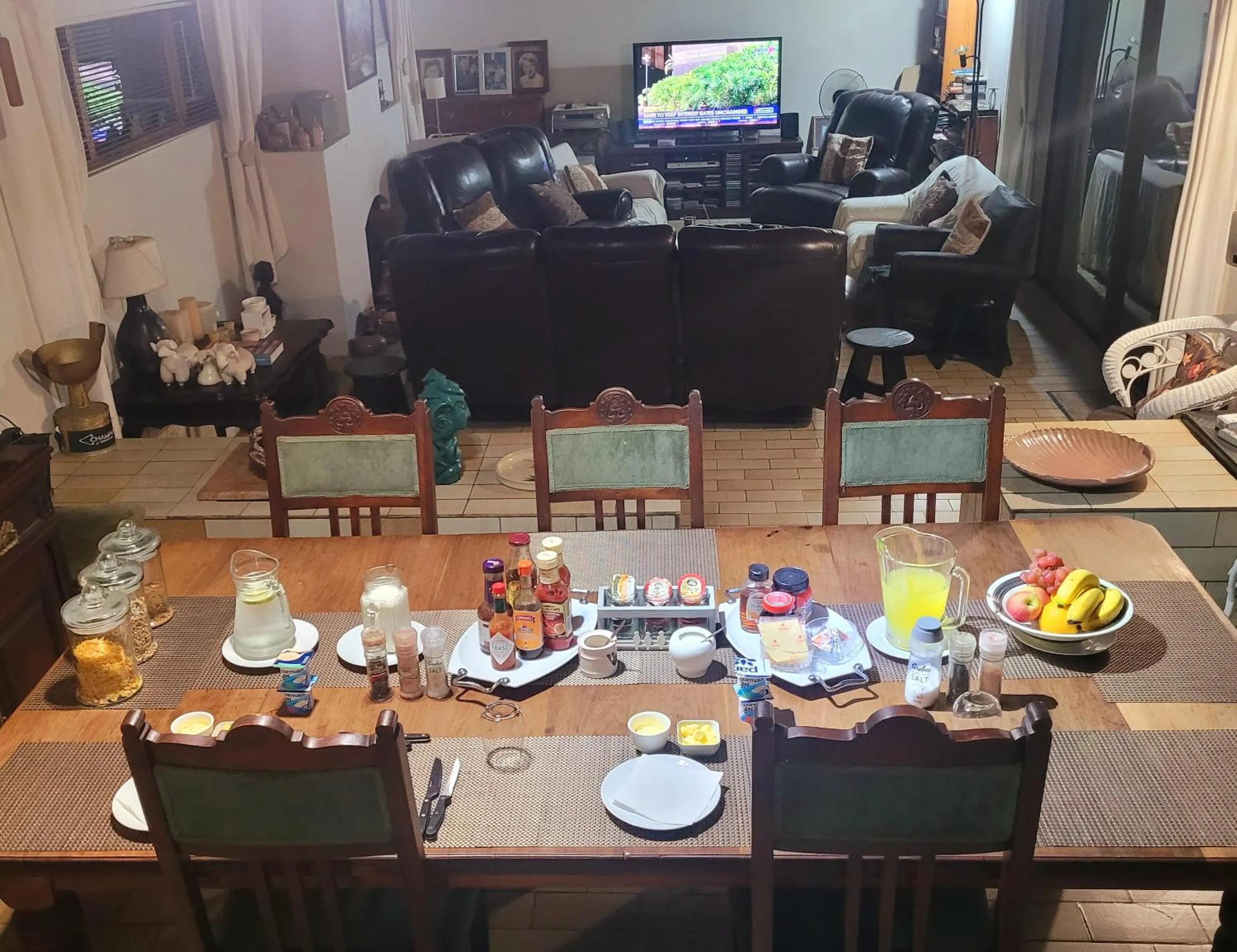 Breakfast in Kennington Palms B&B/Self Catering