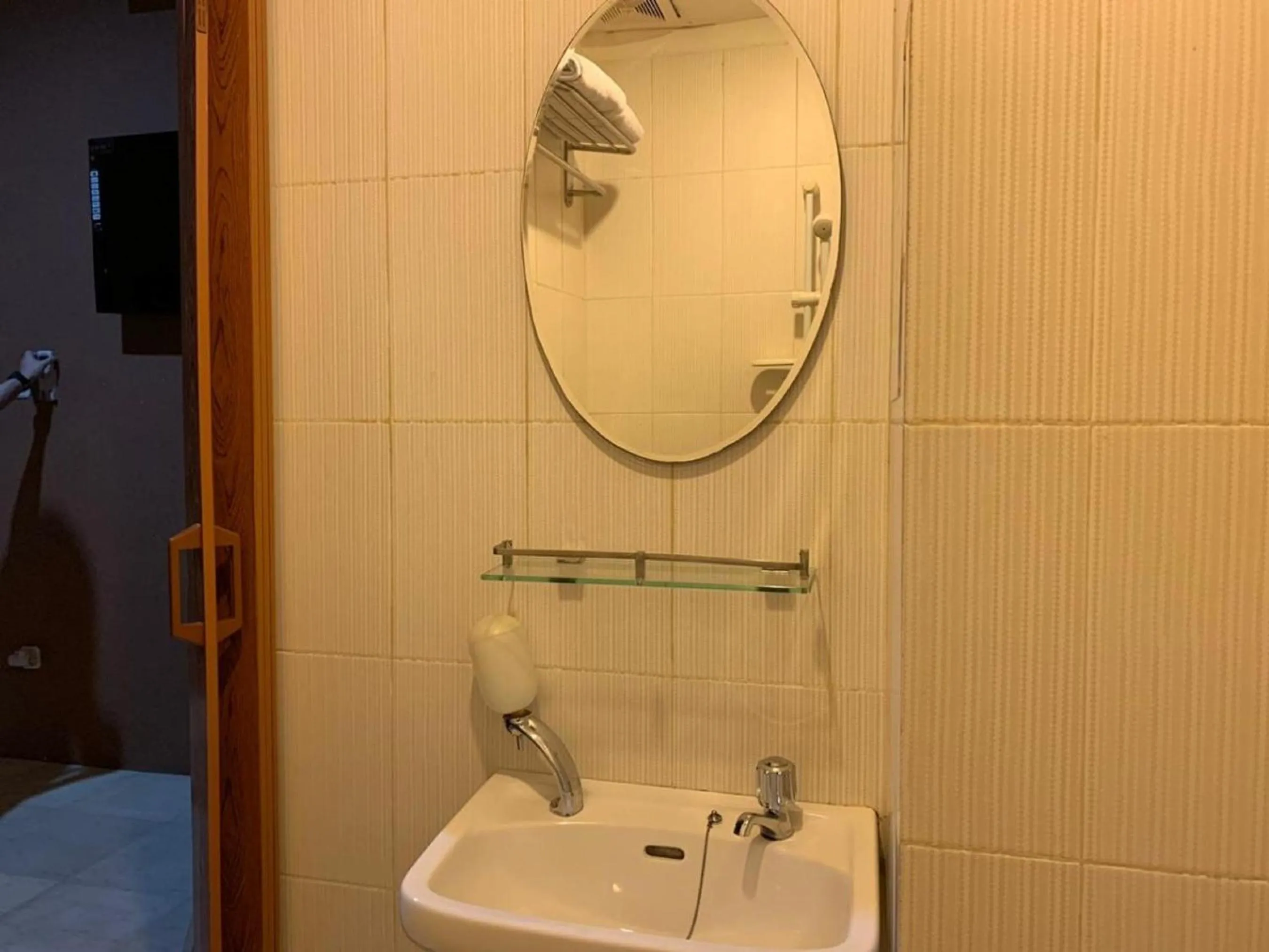 Bathroom in Hotel Rumah Shinta