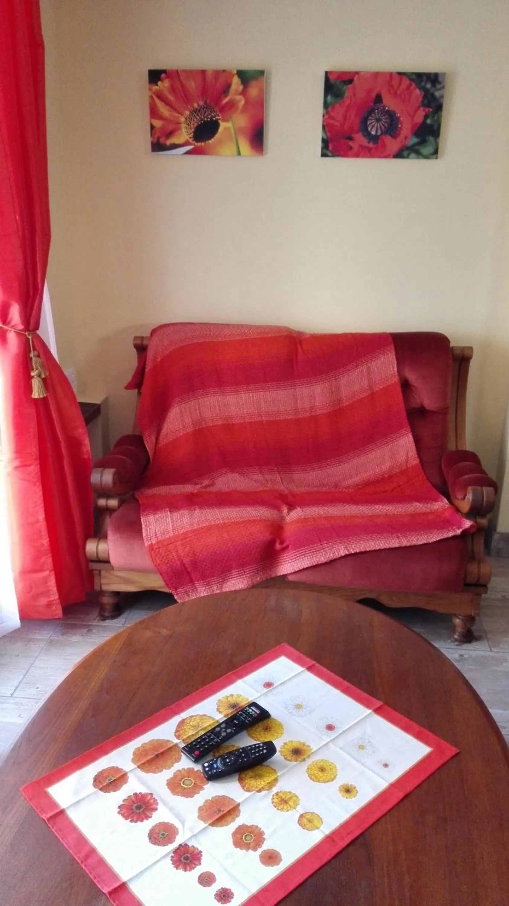 Decorative detail in Hoylake Inn