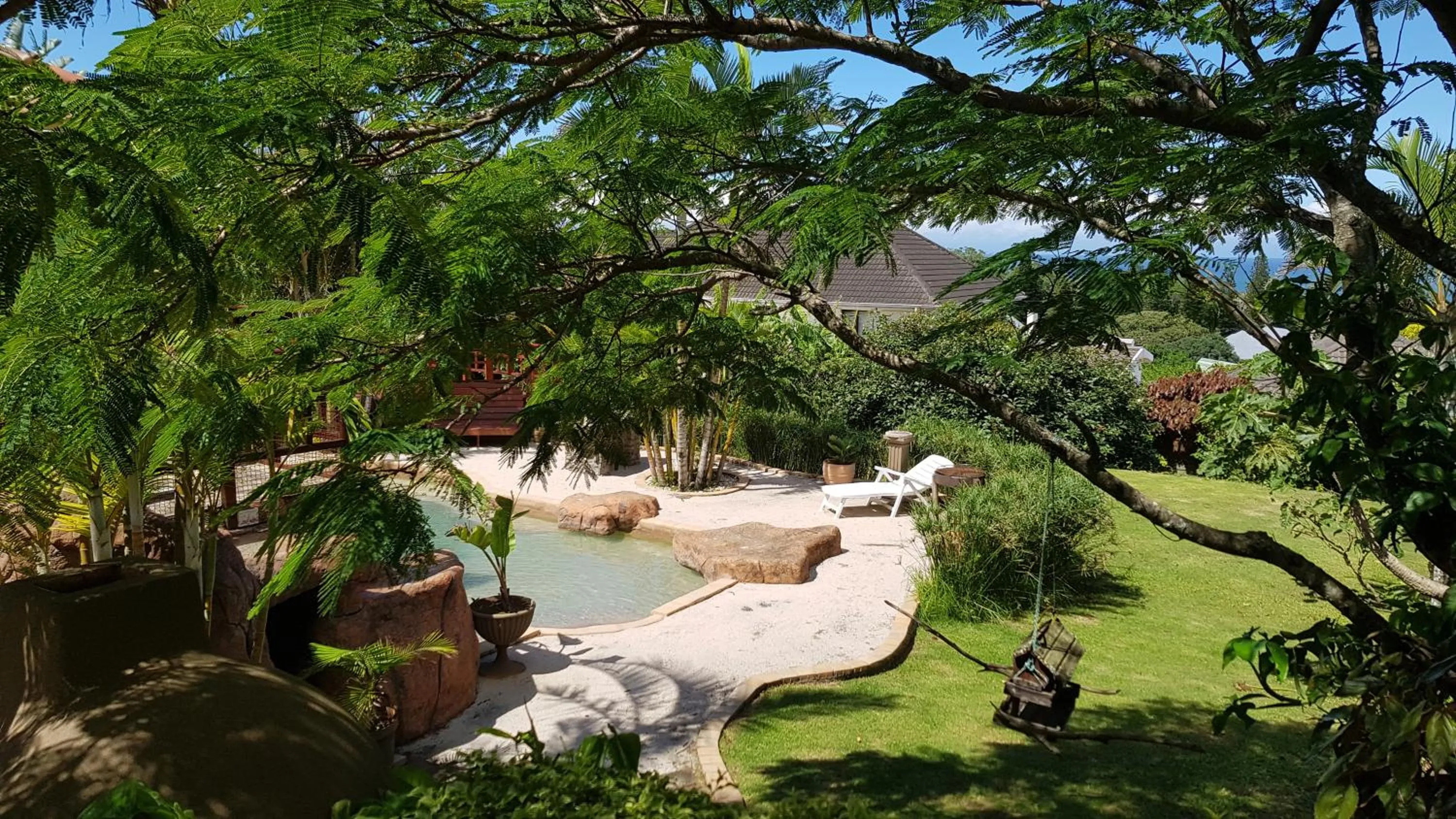 Garden in Hoylake Inn