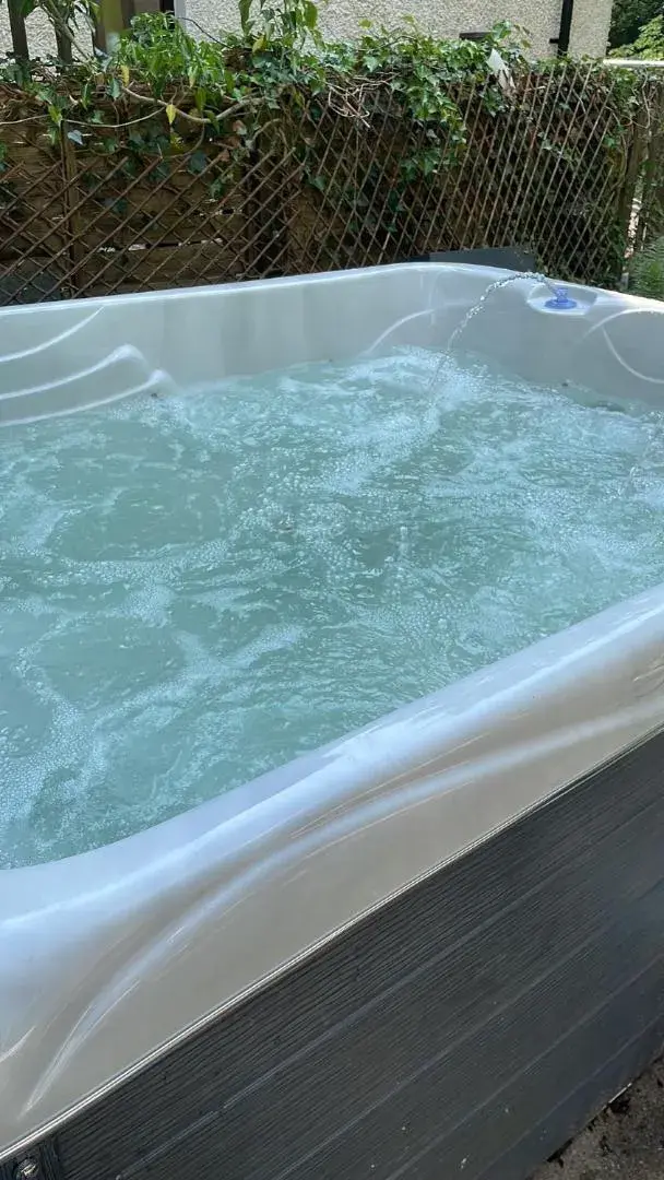 Suite with Hot Tub in Glencree Suite with Hot Tub in Glencree