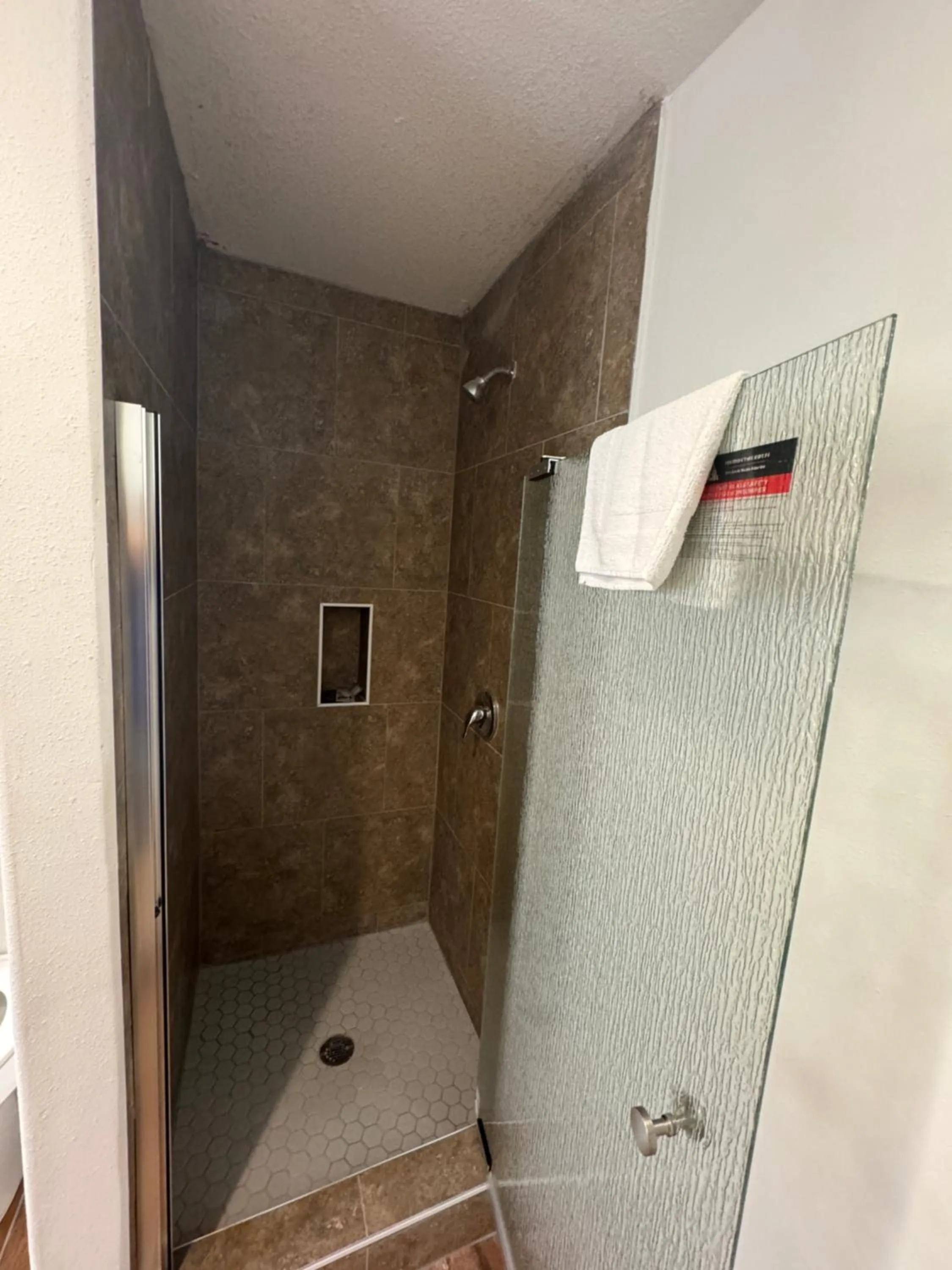 Bathroom in Southwind Inn