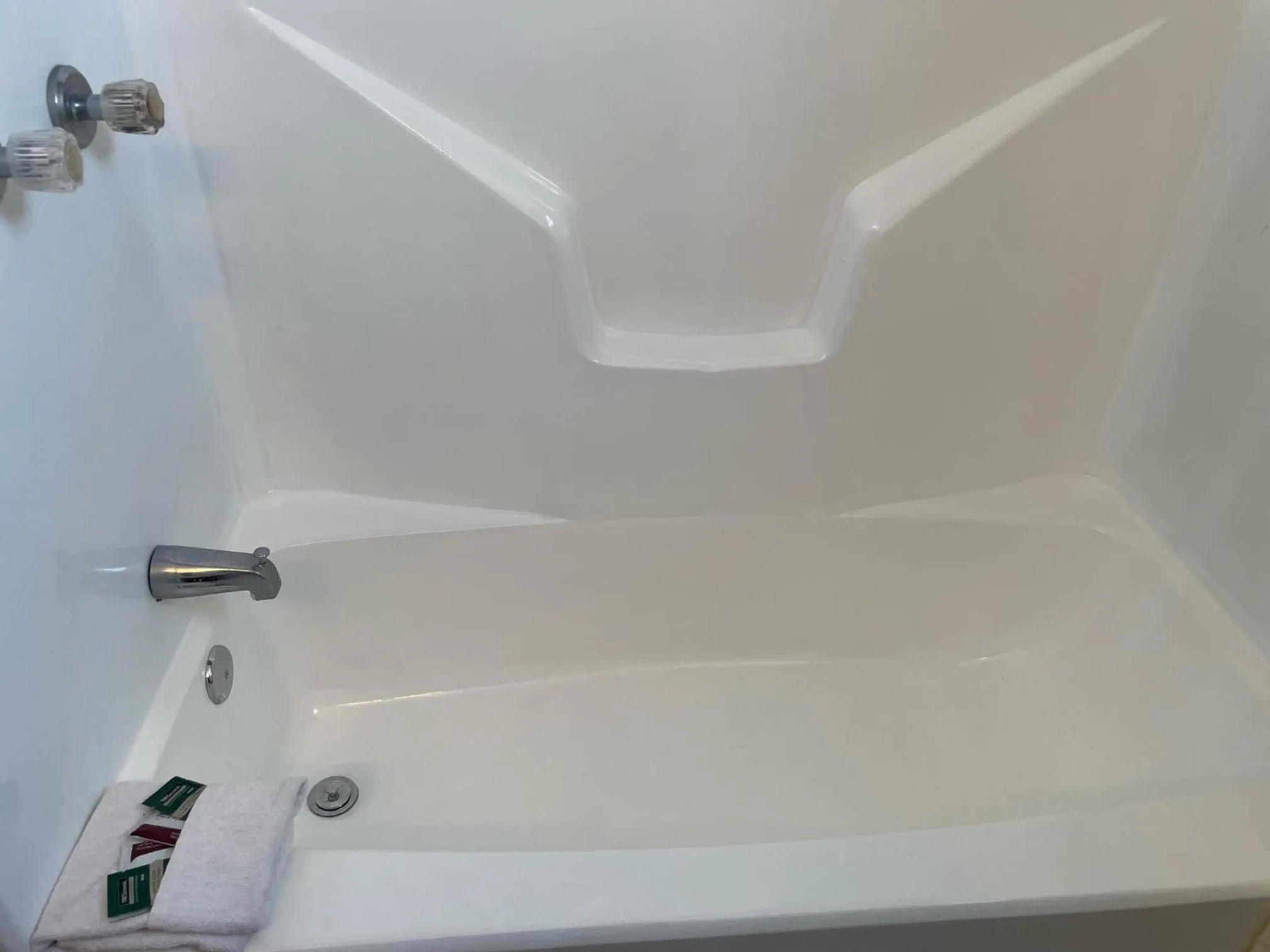 Shower in Southwind Inn