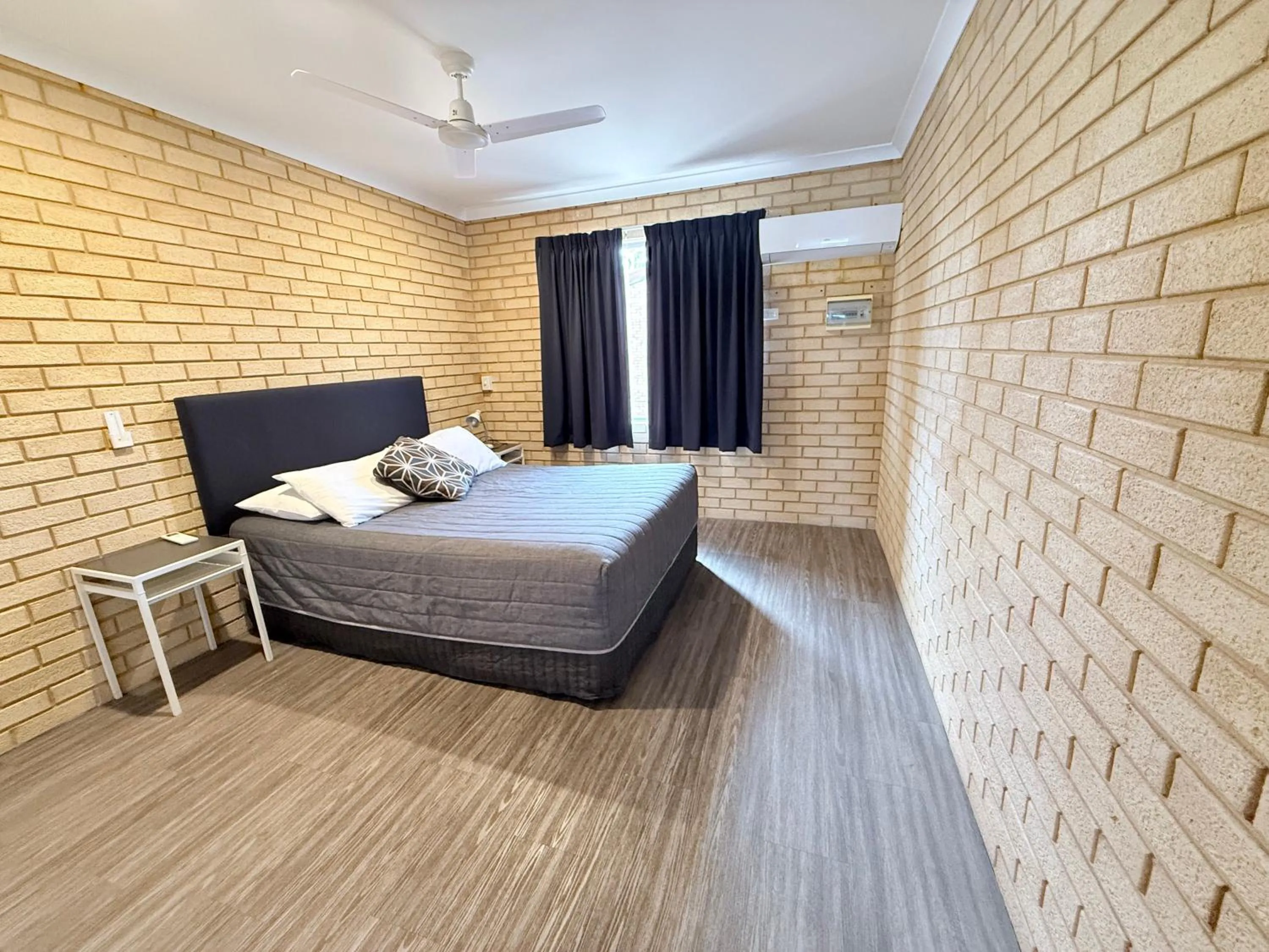 Bedroom, Bed in Kalbarri Seafront Villas