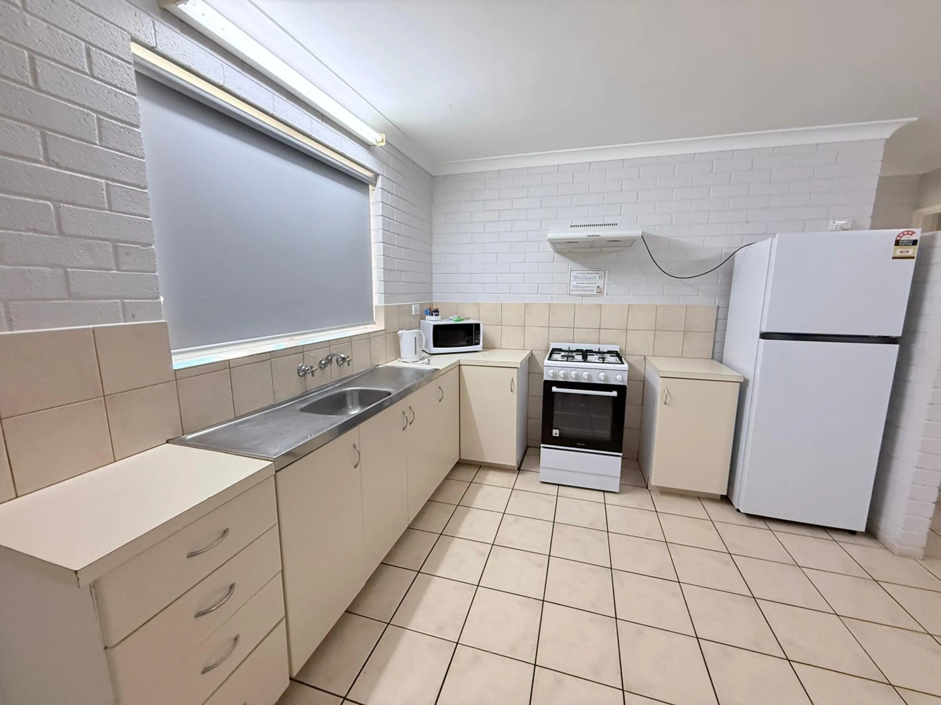 Kitchen or kitchenette in Kalbarri Seafront Villas