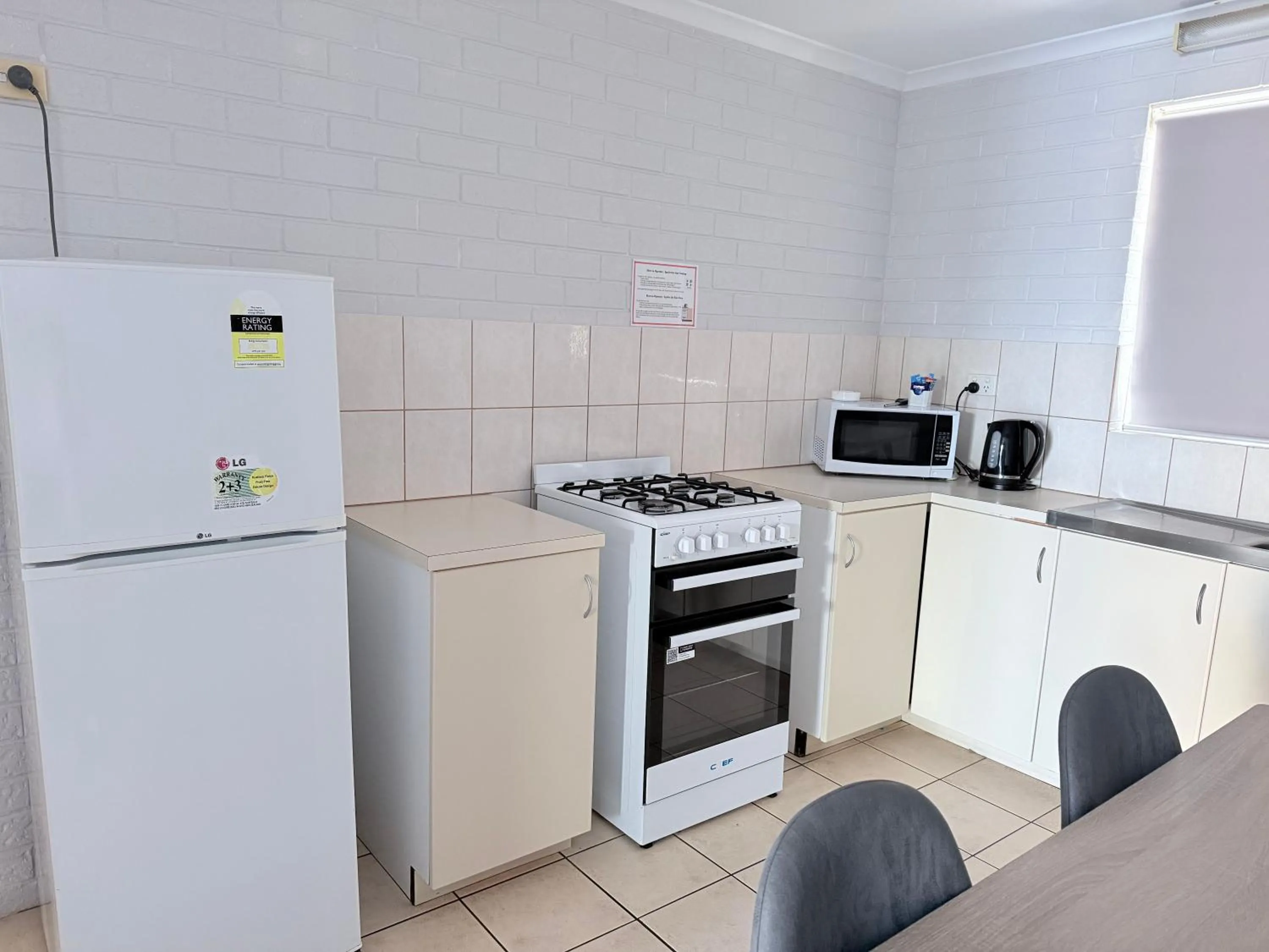Kitchen or kitchenette in Kalbarri Seafront Villas