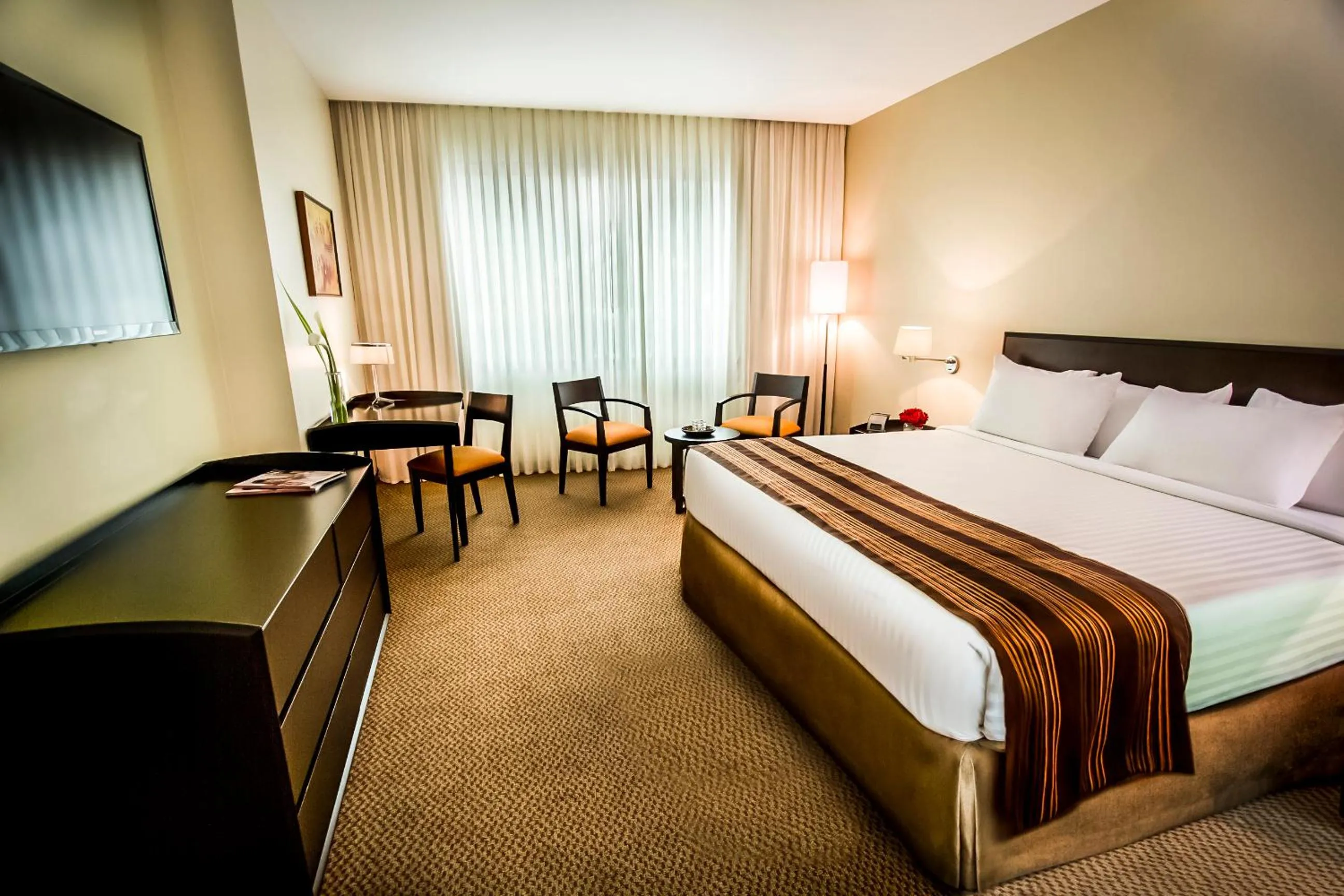 Bed in Lidotel Valencia