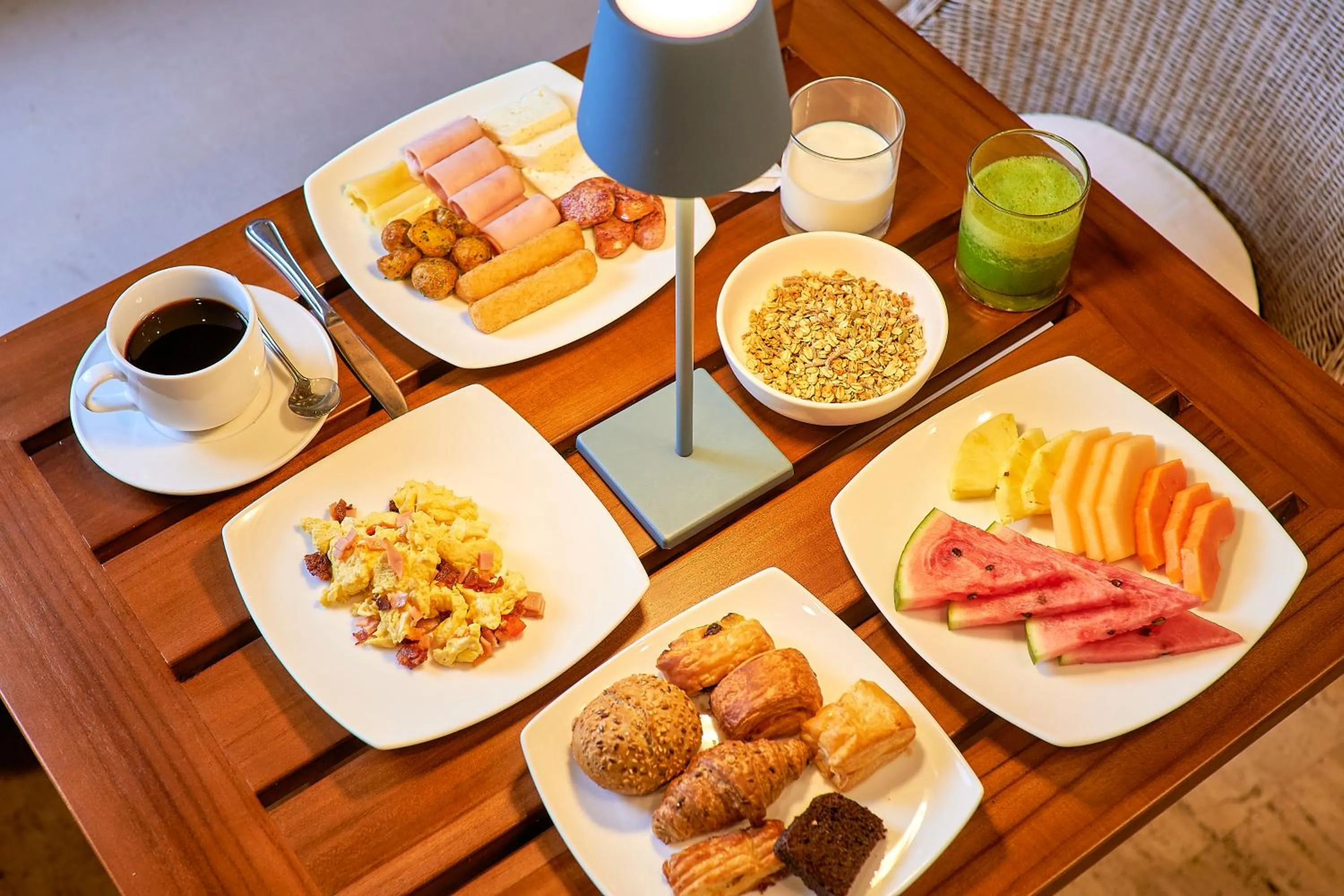 Buffet breakfast in Hotel San Pedro de Majagua