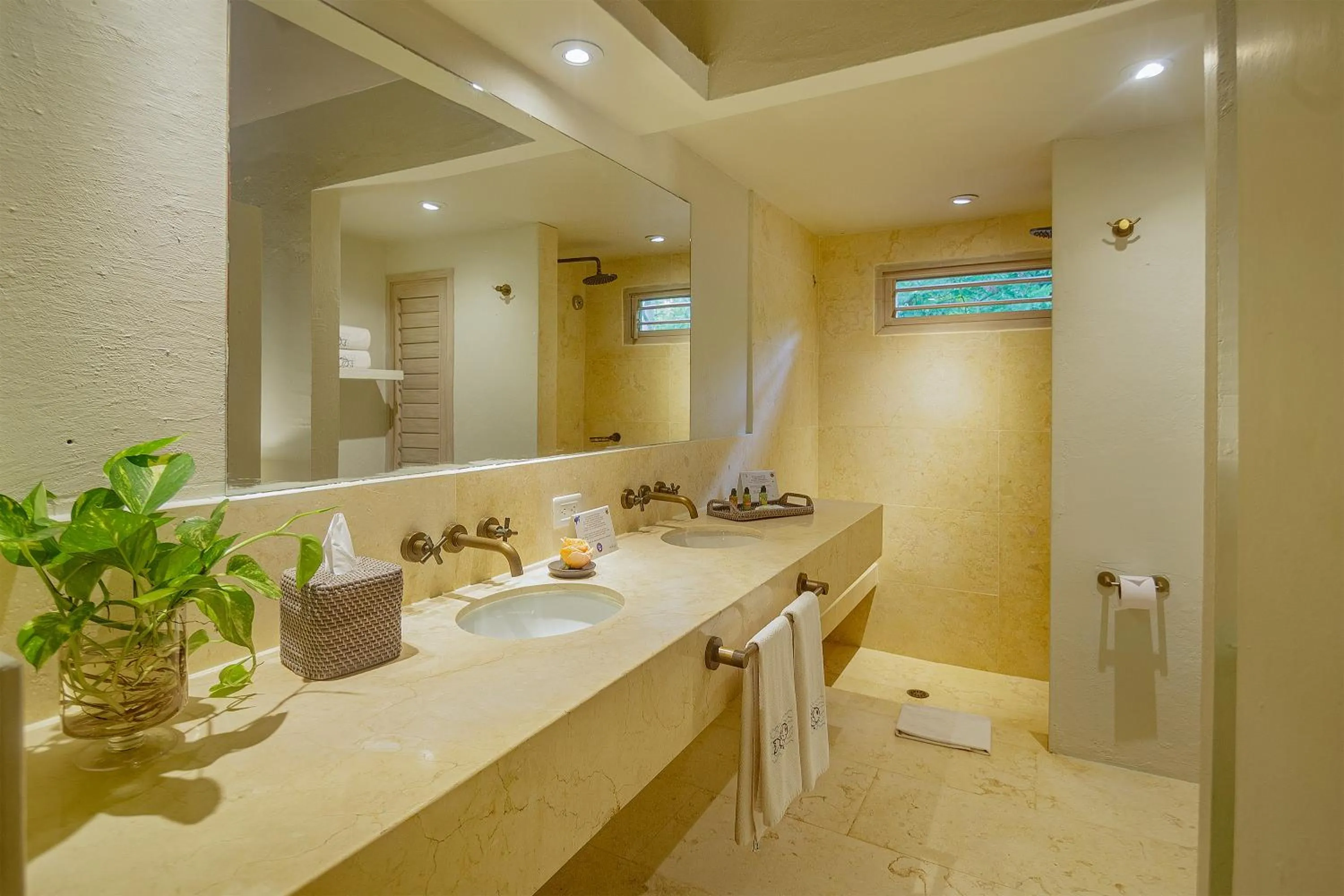 Bathroom in Hotel San Pedro de Majagua