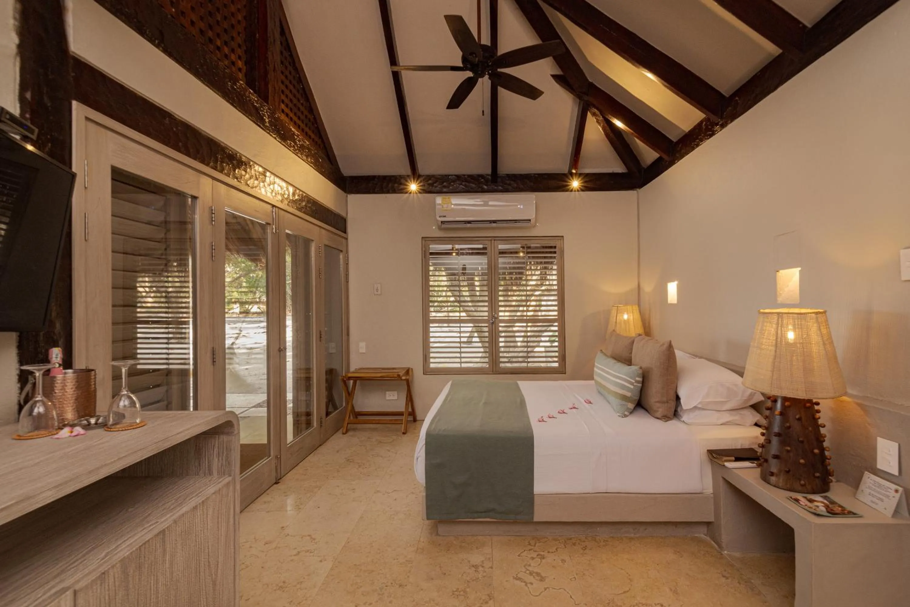 Bed in Hotel San Pedro de Majagua