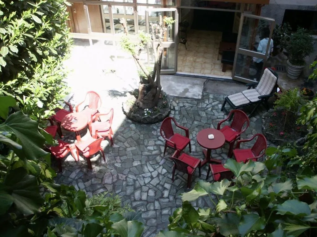 Patio in Albergo Corona