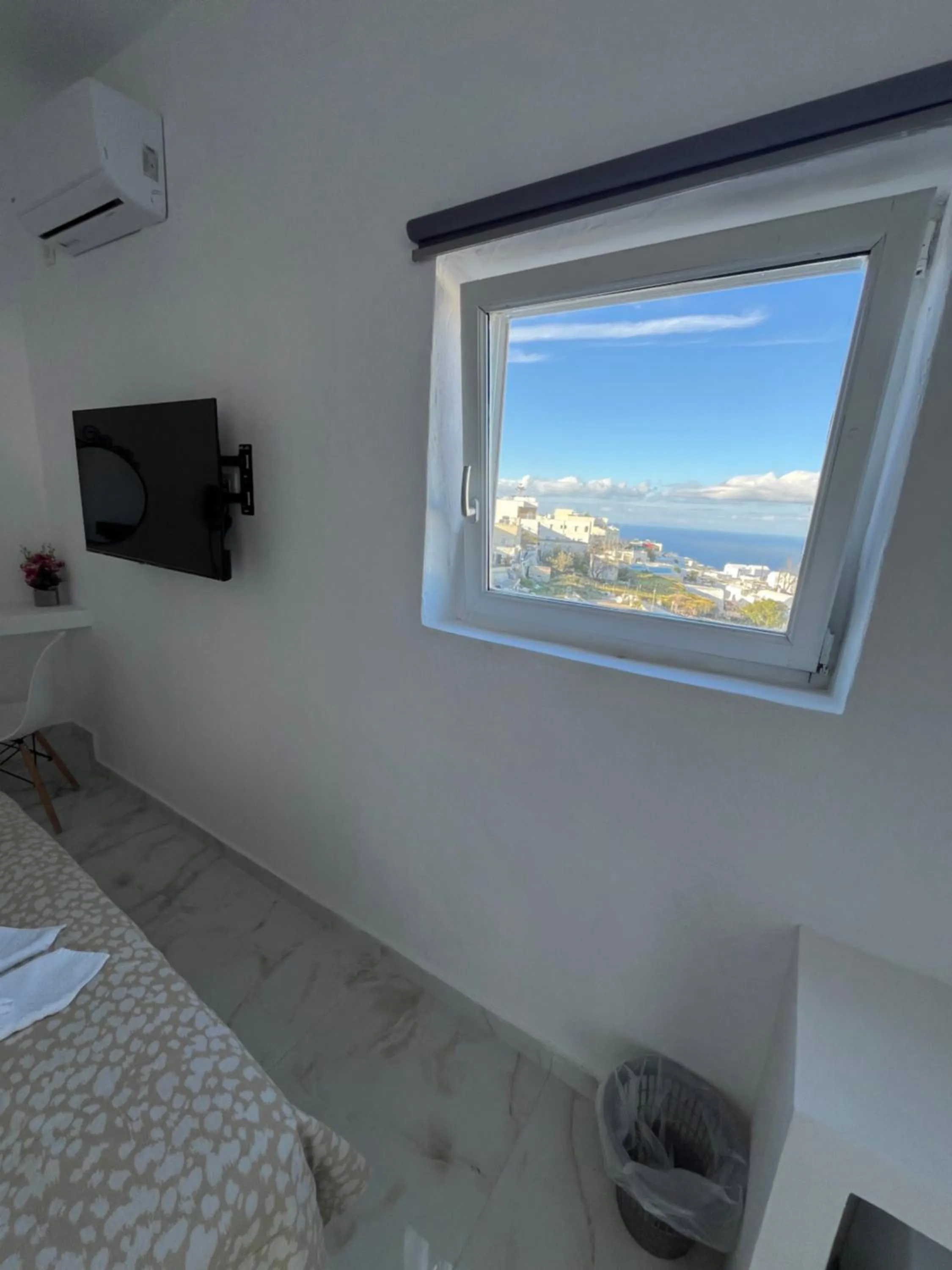 Bed in Stella Nomikou Apartments