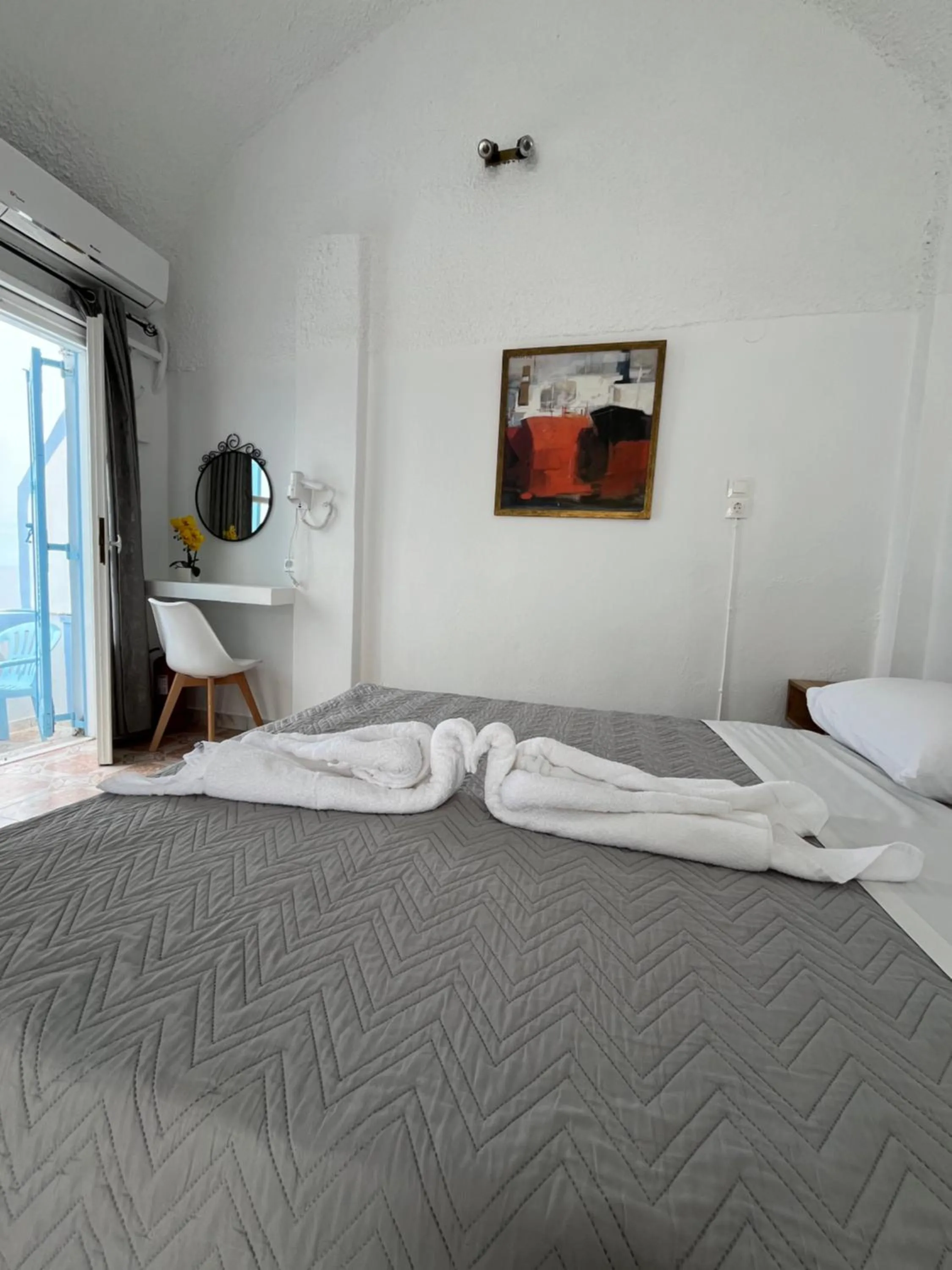 Bed in Stella Nomikou Apartments