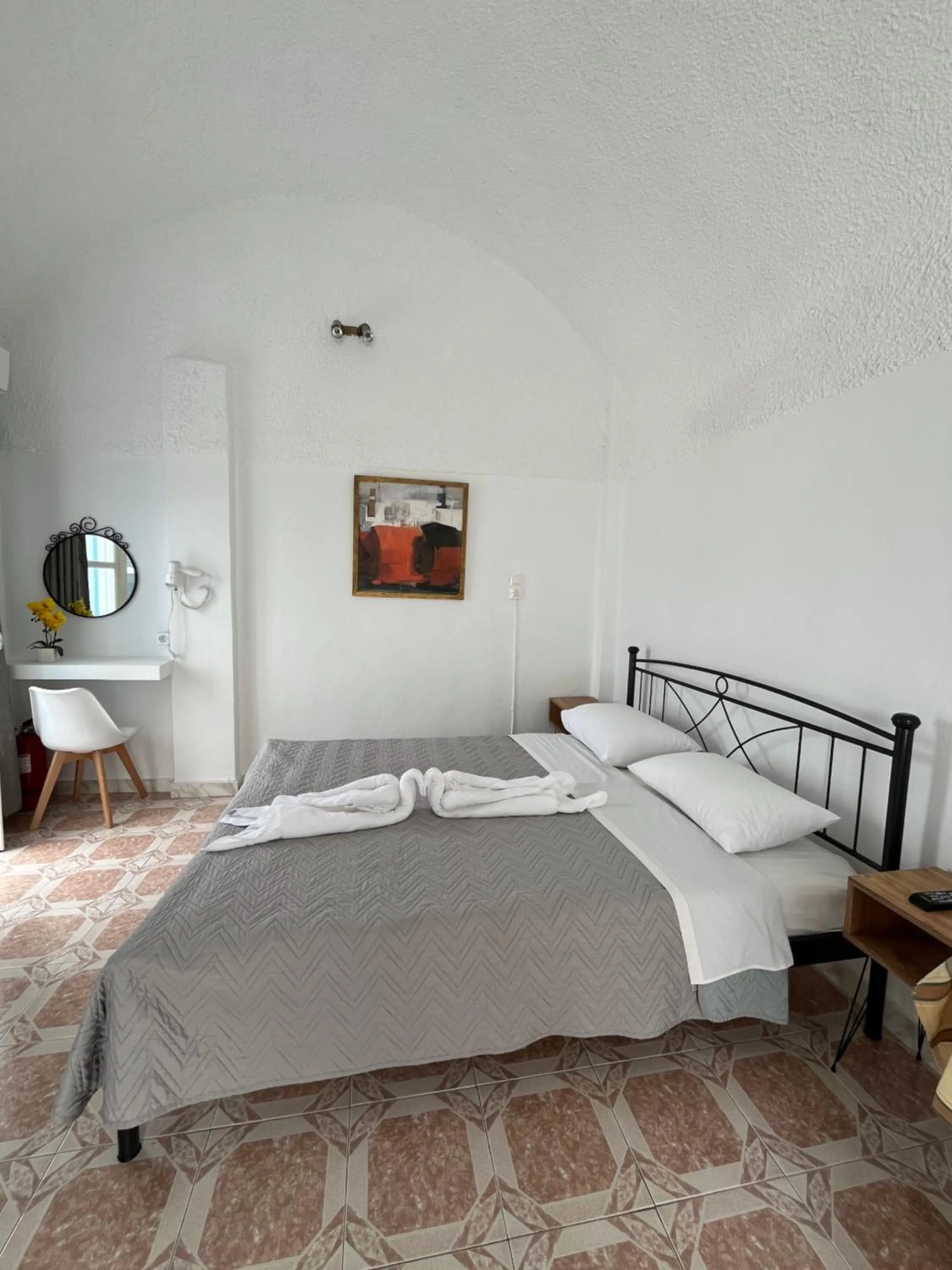 Bed in Stella Nomikou Apartments