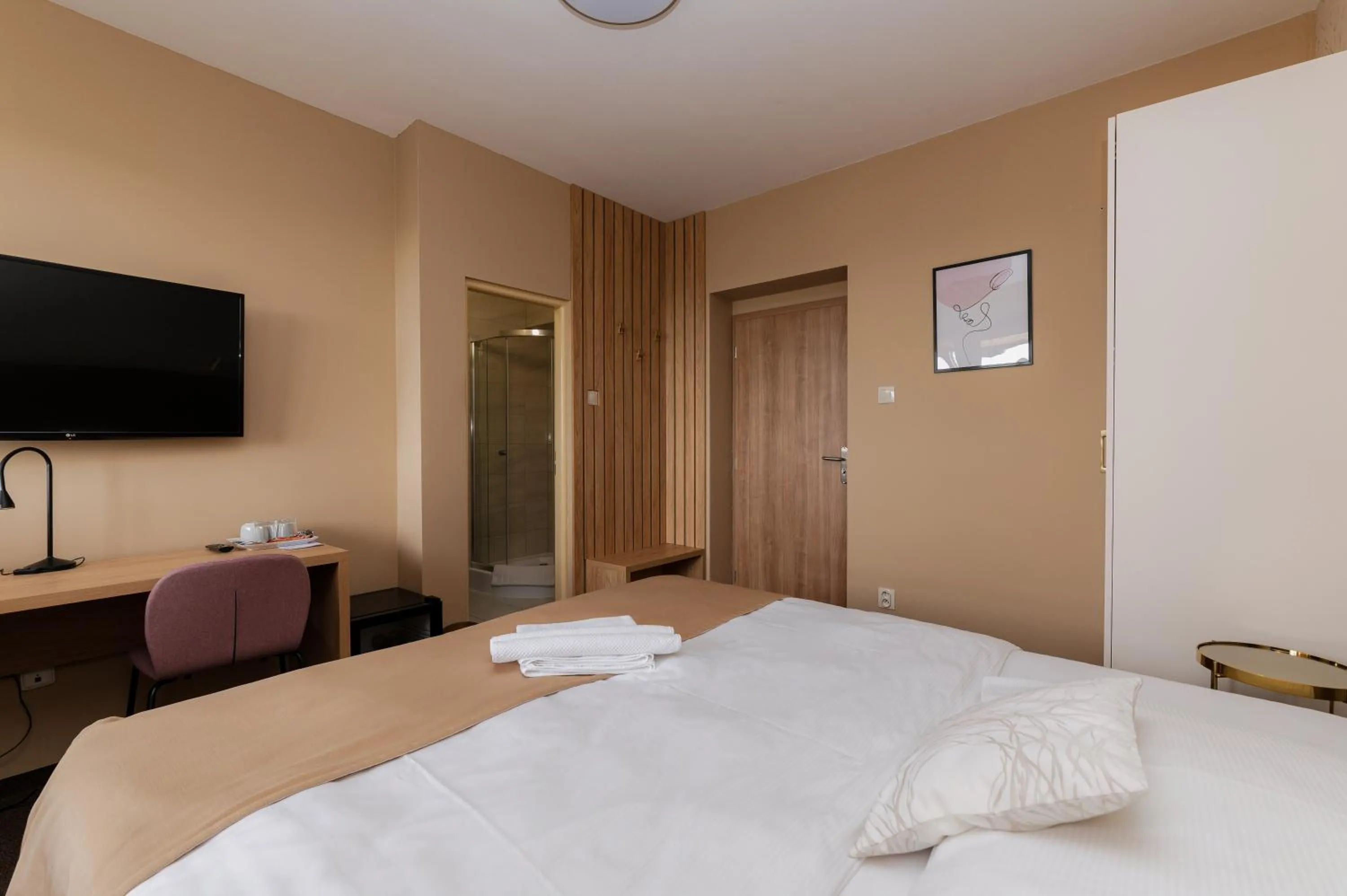 TV and multimedia, Bed in Penzion Tofi