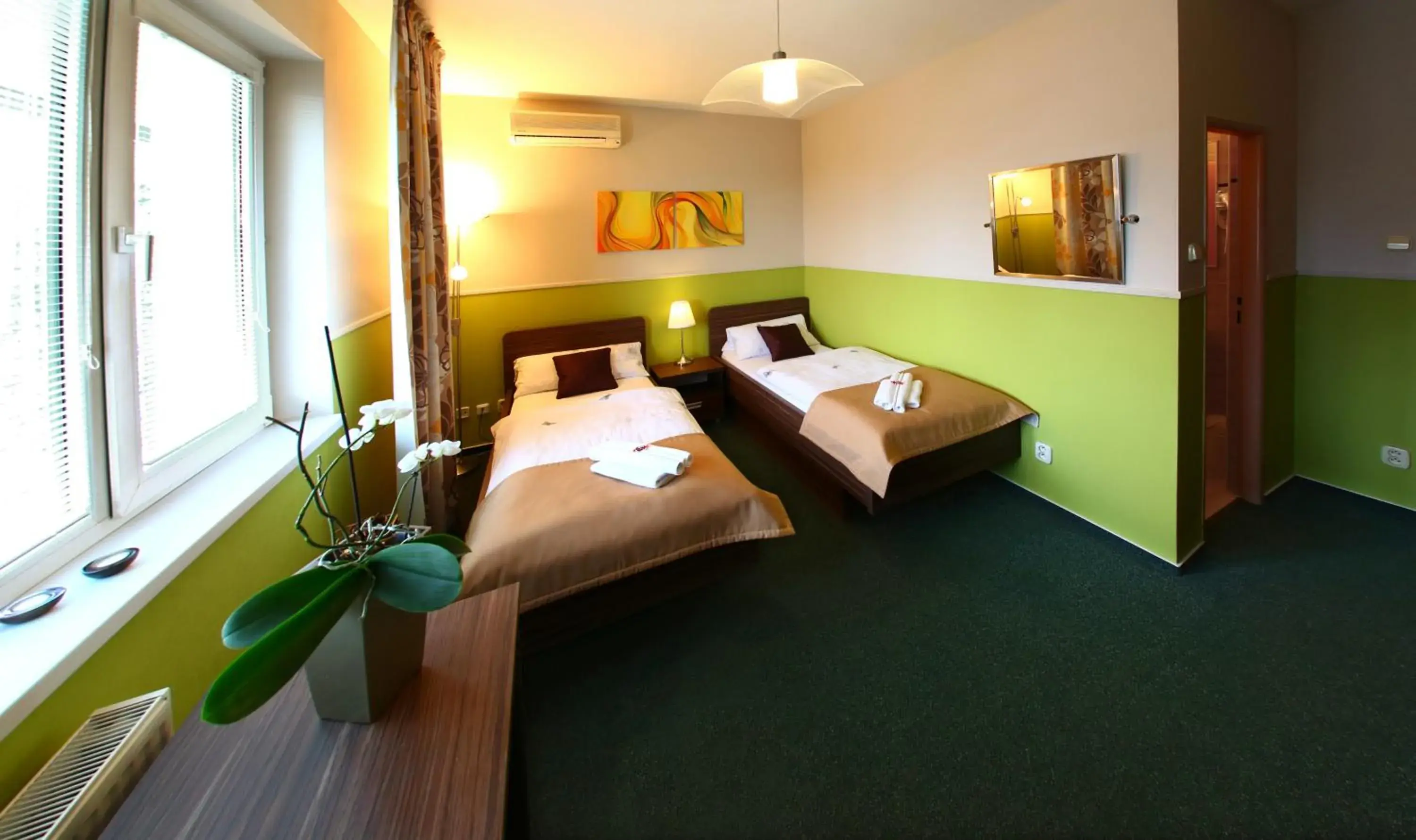 Twin Room with Balcony - single occupancy in Penzion Tofi Twin Room with Balcony - single occupancy in Penzion Tofi