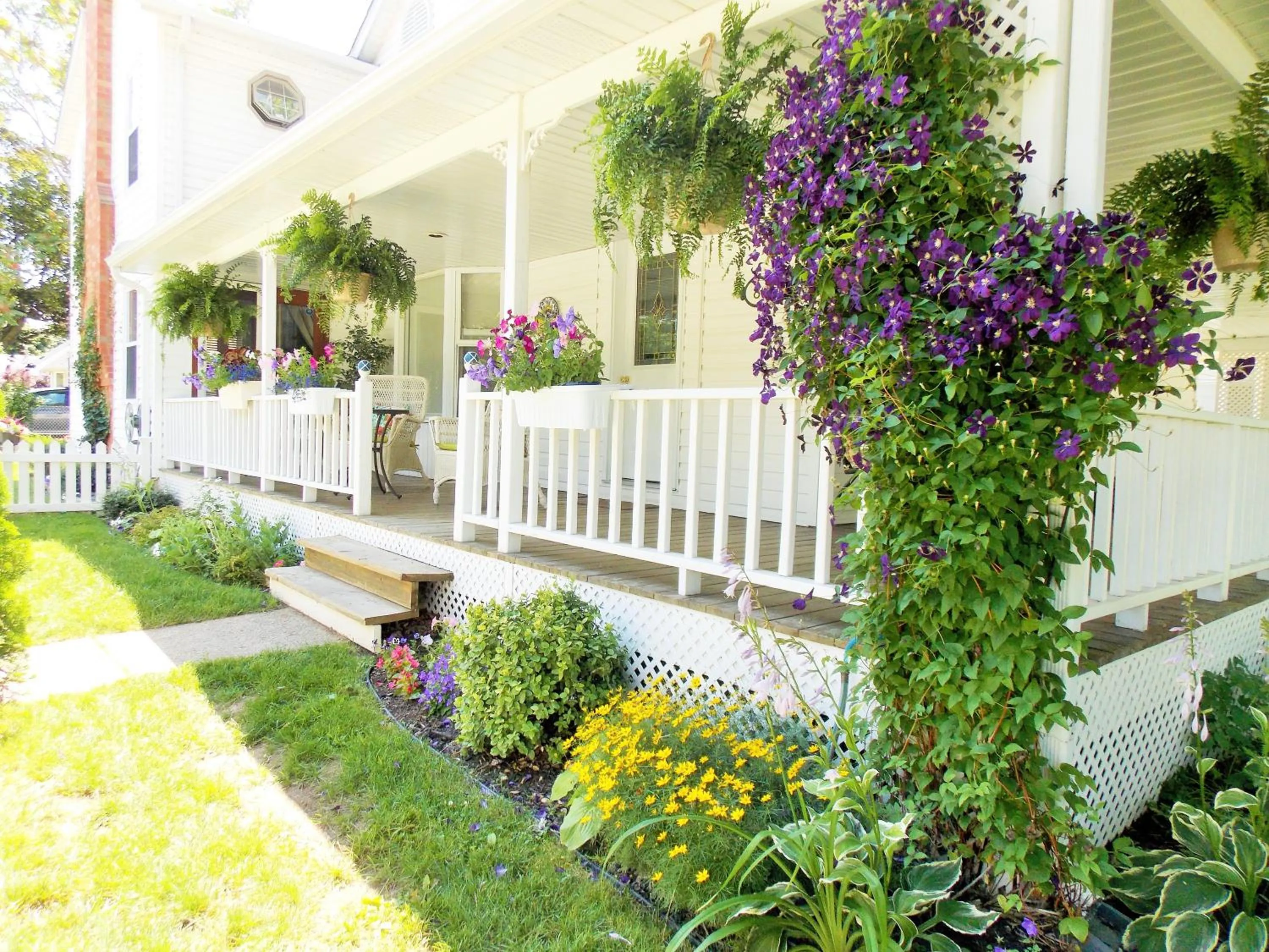 Garden in Finlay House Bed and Breakfast Niagara - on - the - Lake