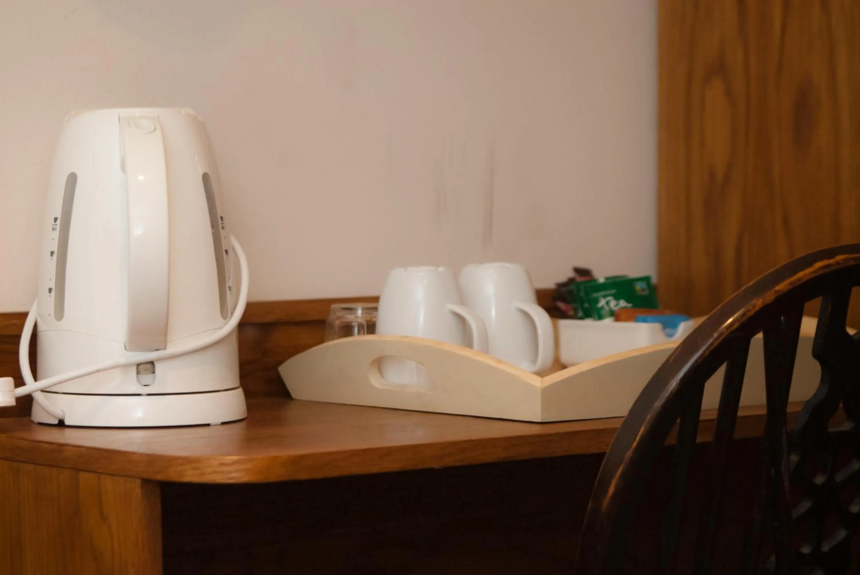 Coffee/tea facilities in Edinburgh House Hotel
