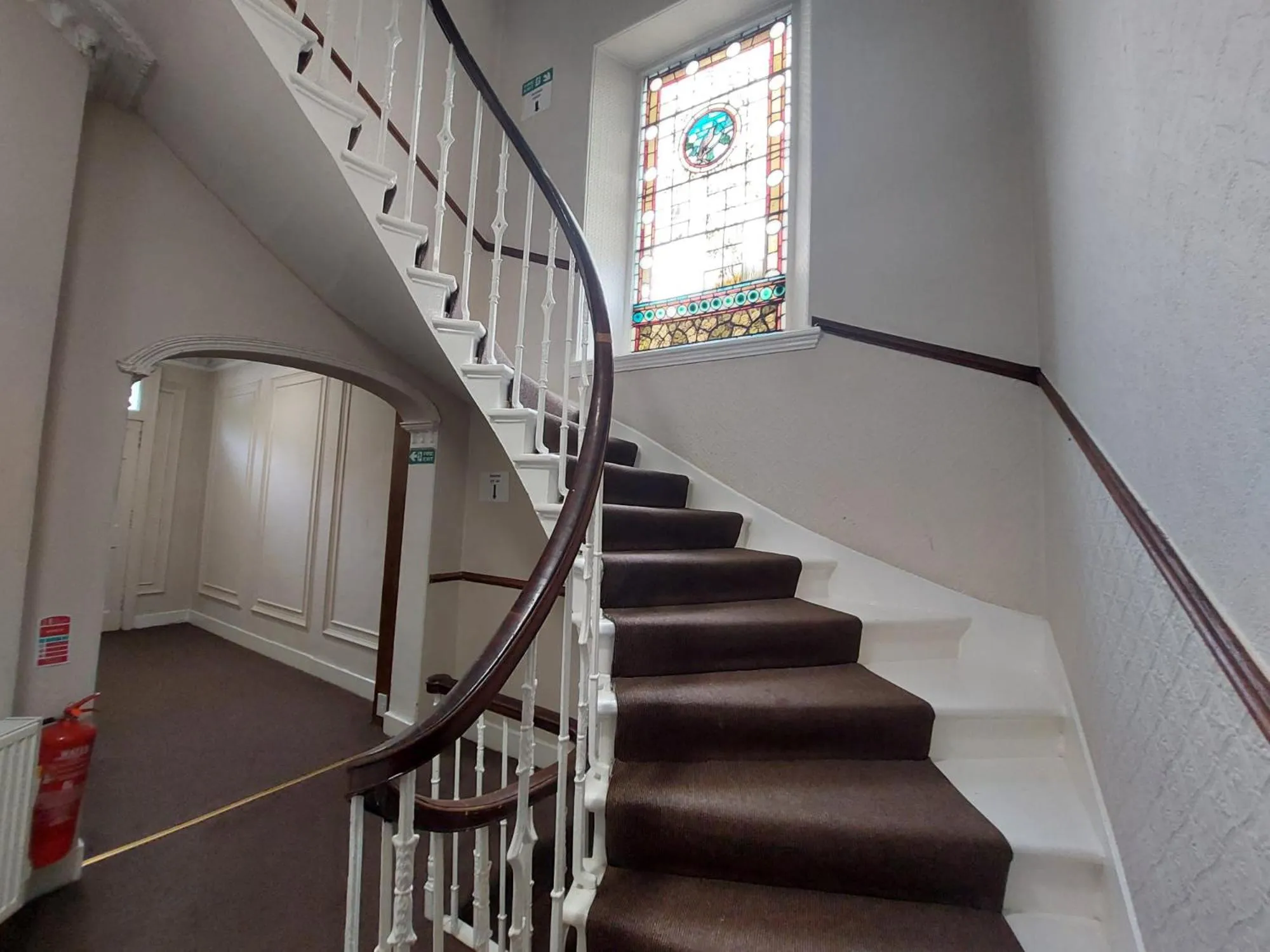 Property building in Edinburgh House Hotel