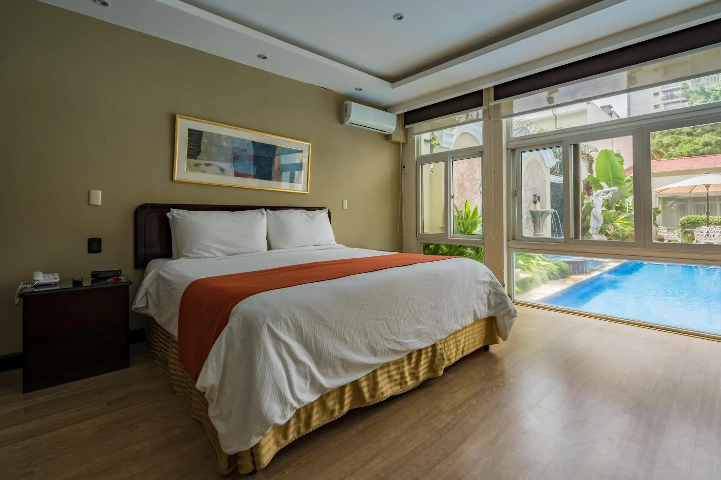 Comfort Room in Hotel San Carlos Comfort Room in Hotel San Carlos