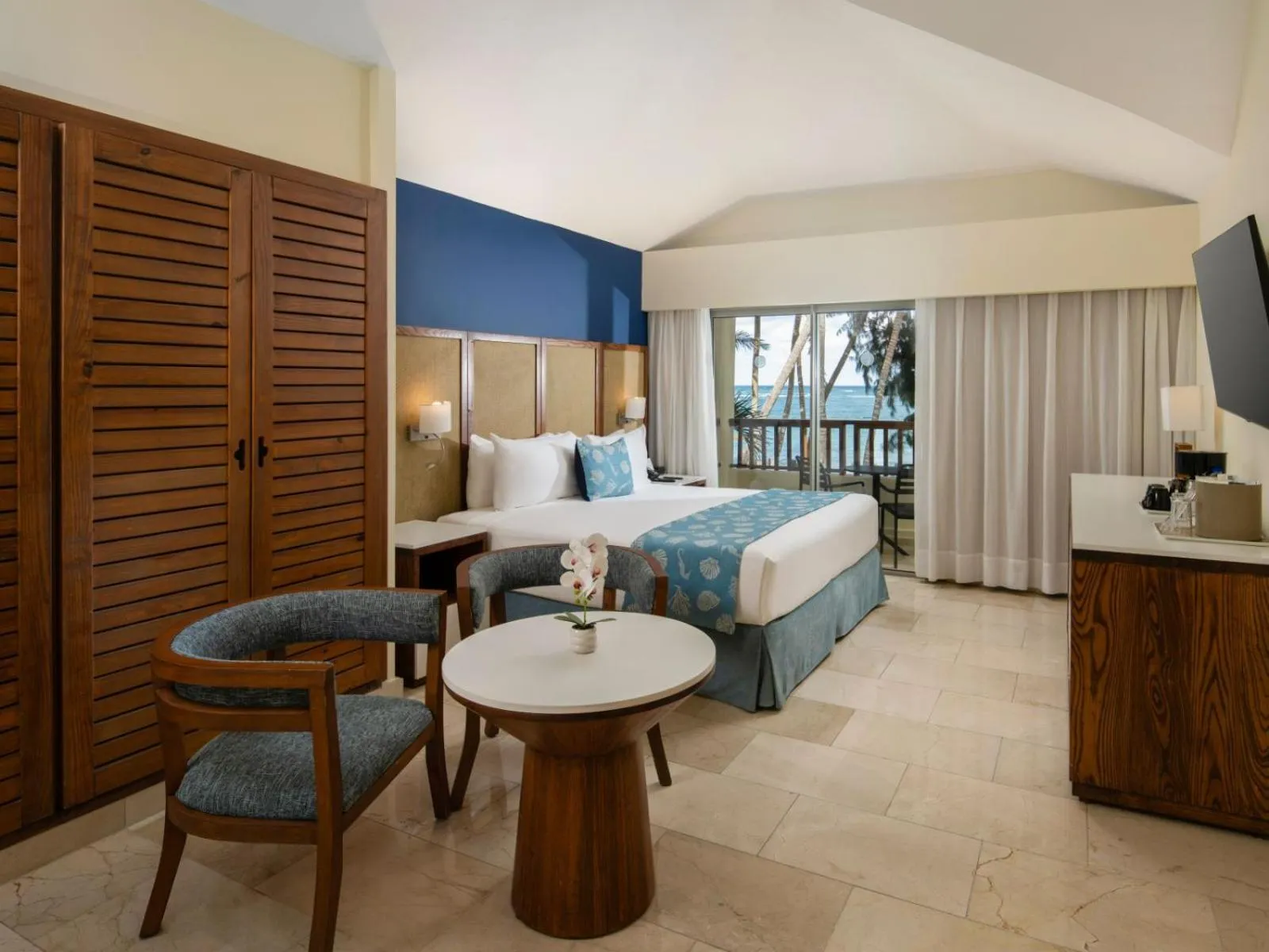 Bed in Impressive Premium Punta Cana - All Inclusive