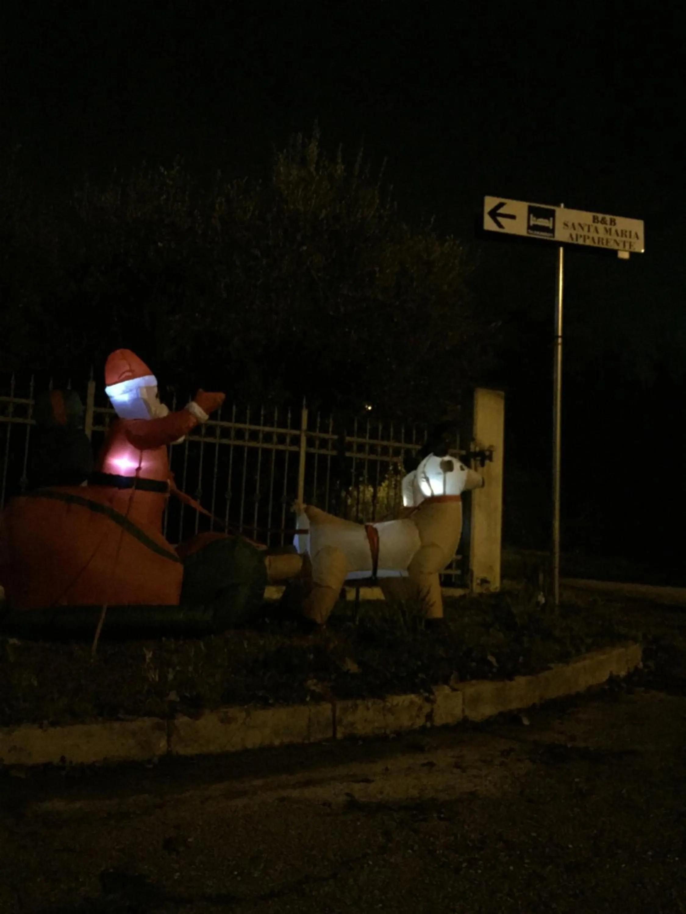 Property building in MONOLOCALI B&B Santa Maria Apparente