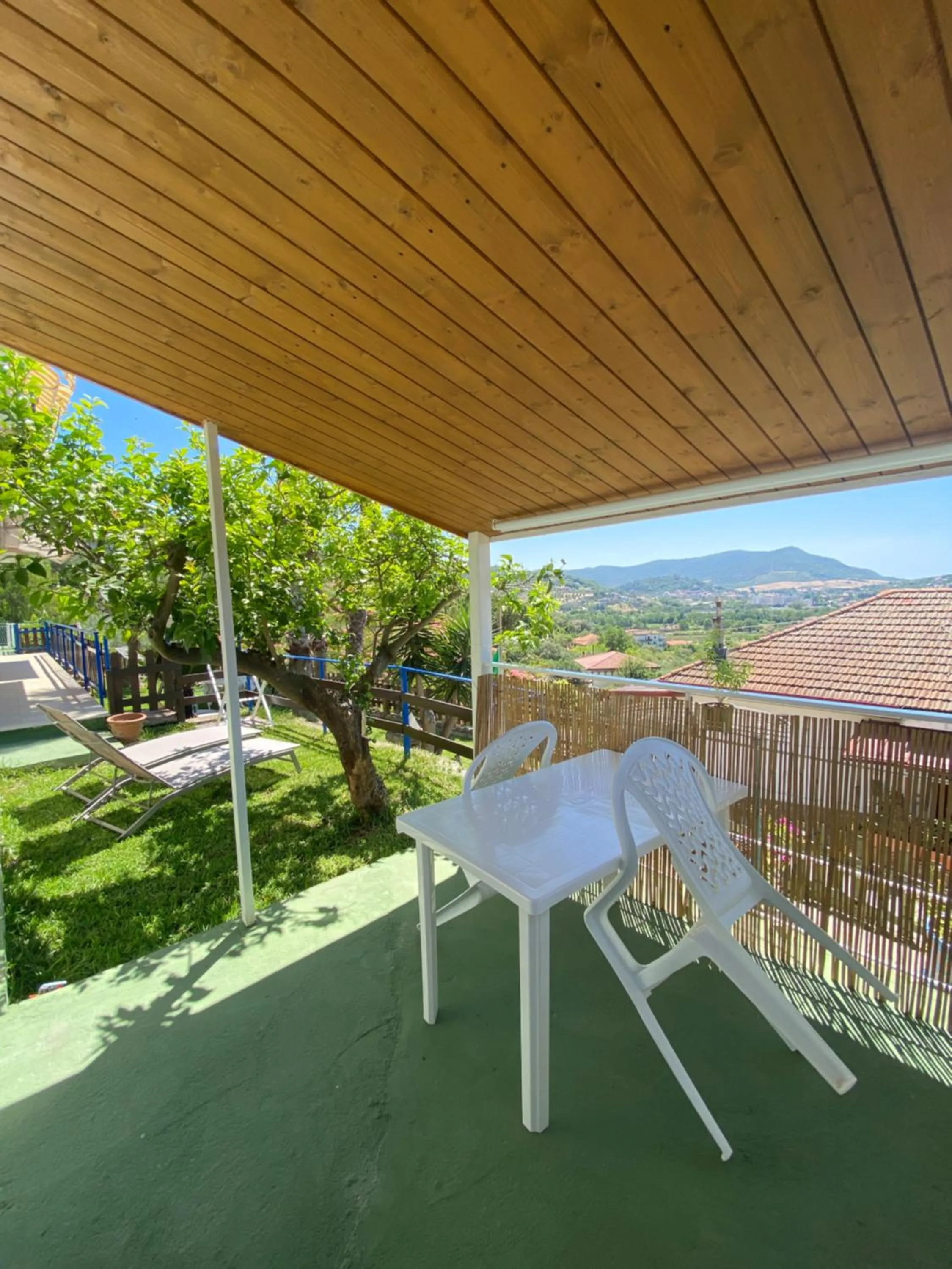 Patio in Albizia, casevacanza