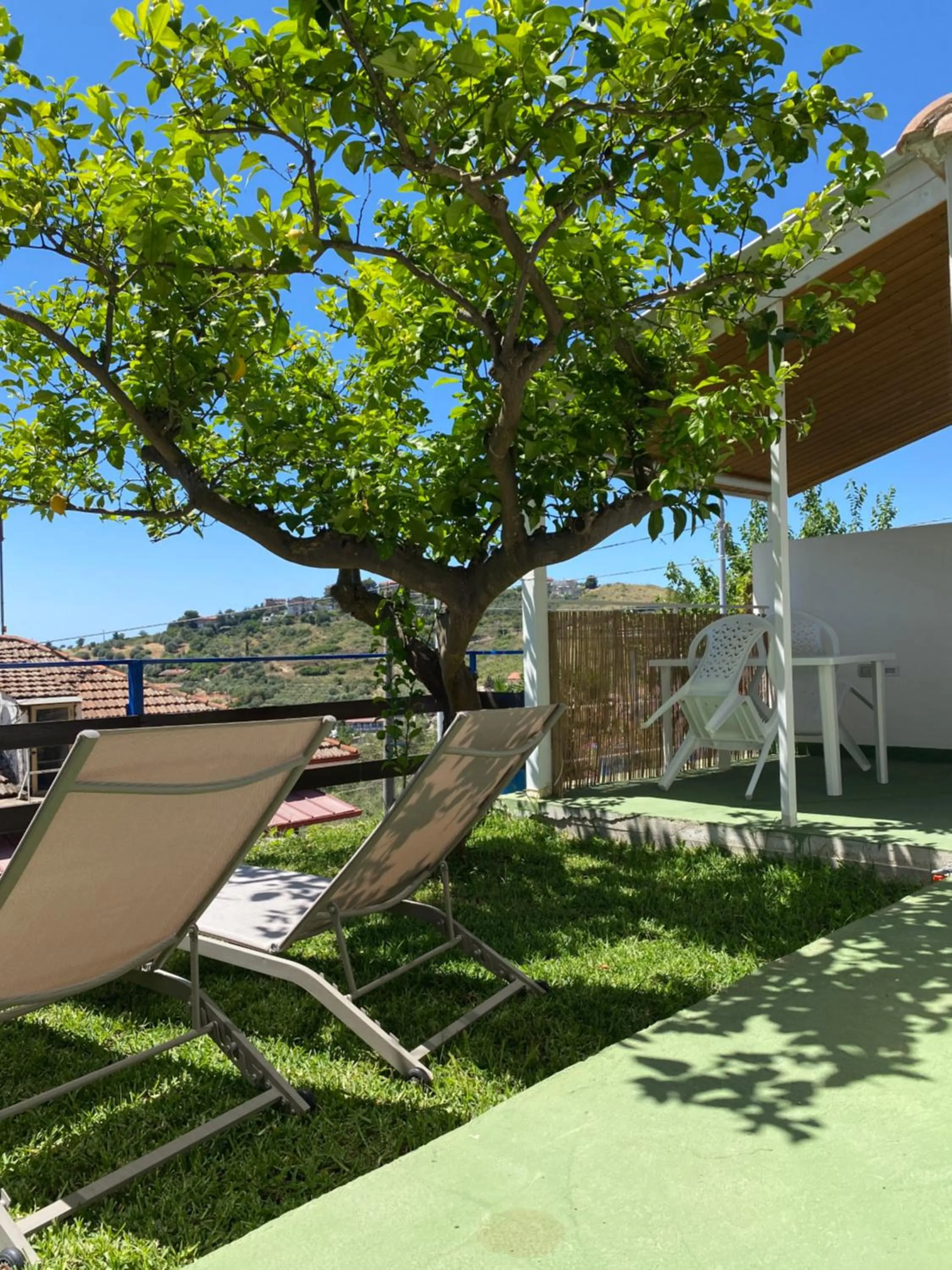 Garden in Albizia, casevacanza